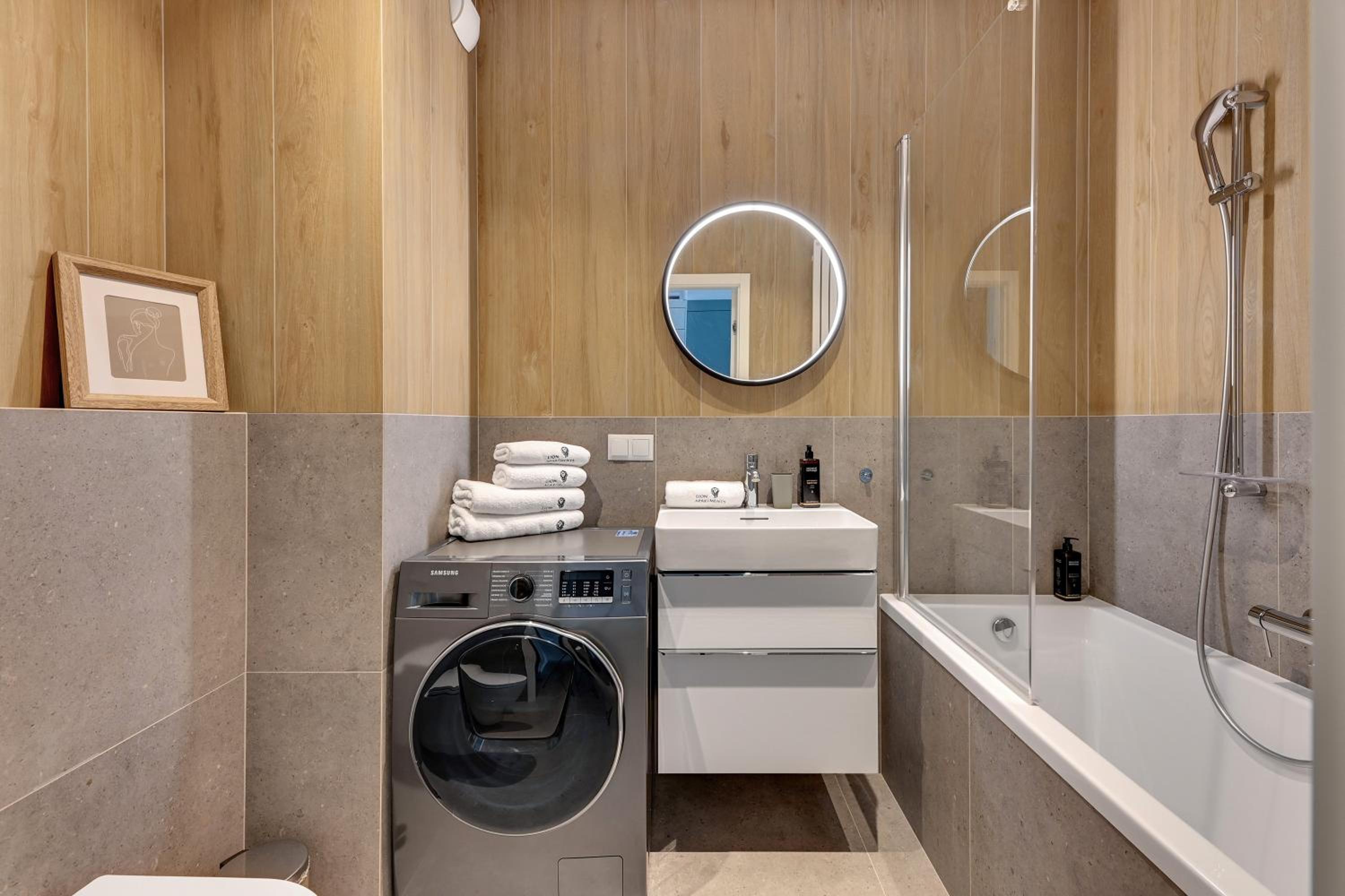 Scala City Center Premium Studios by Lion Apartments