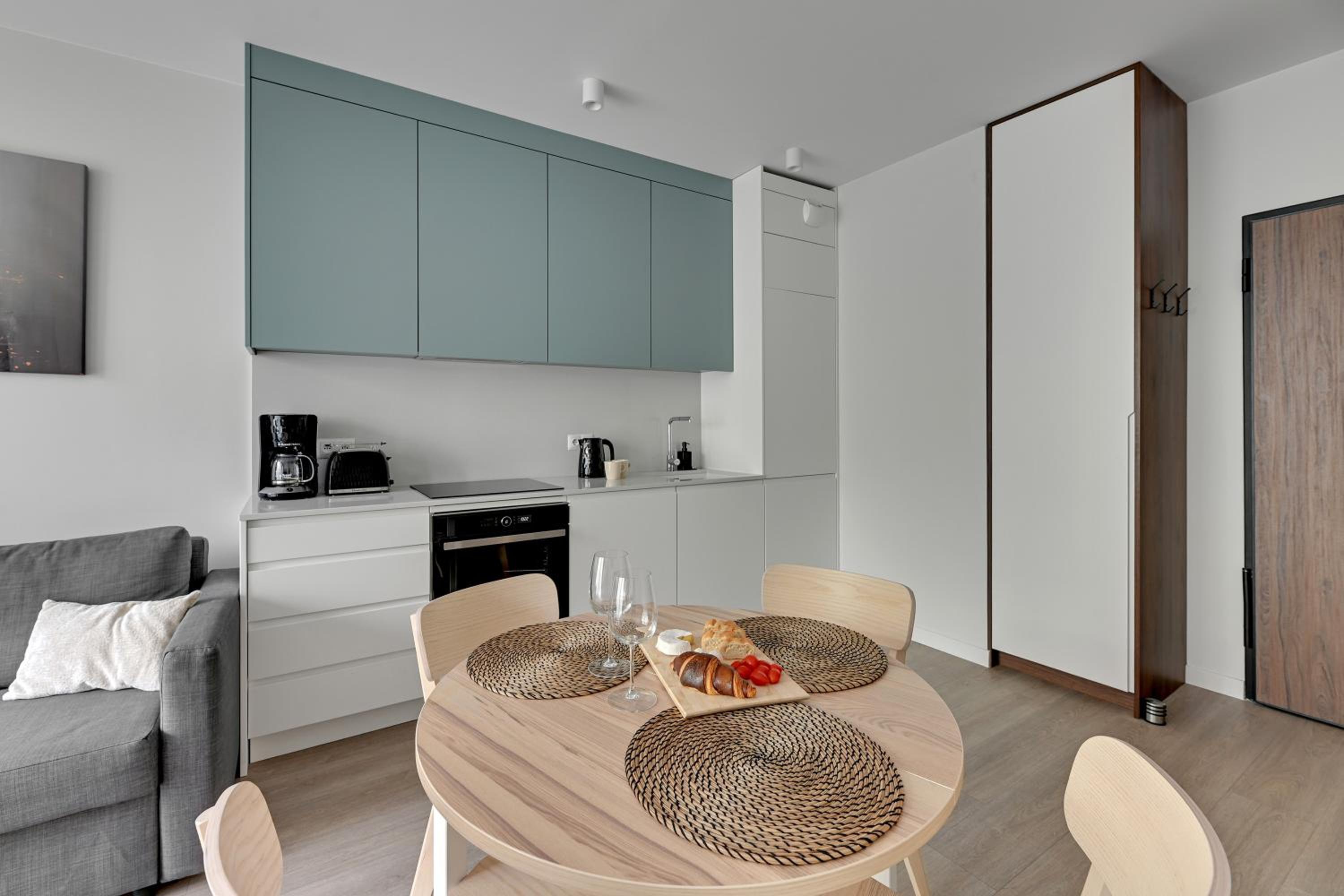 Scala City Center Premium Studios by Lion Apartments