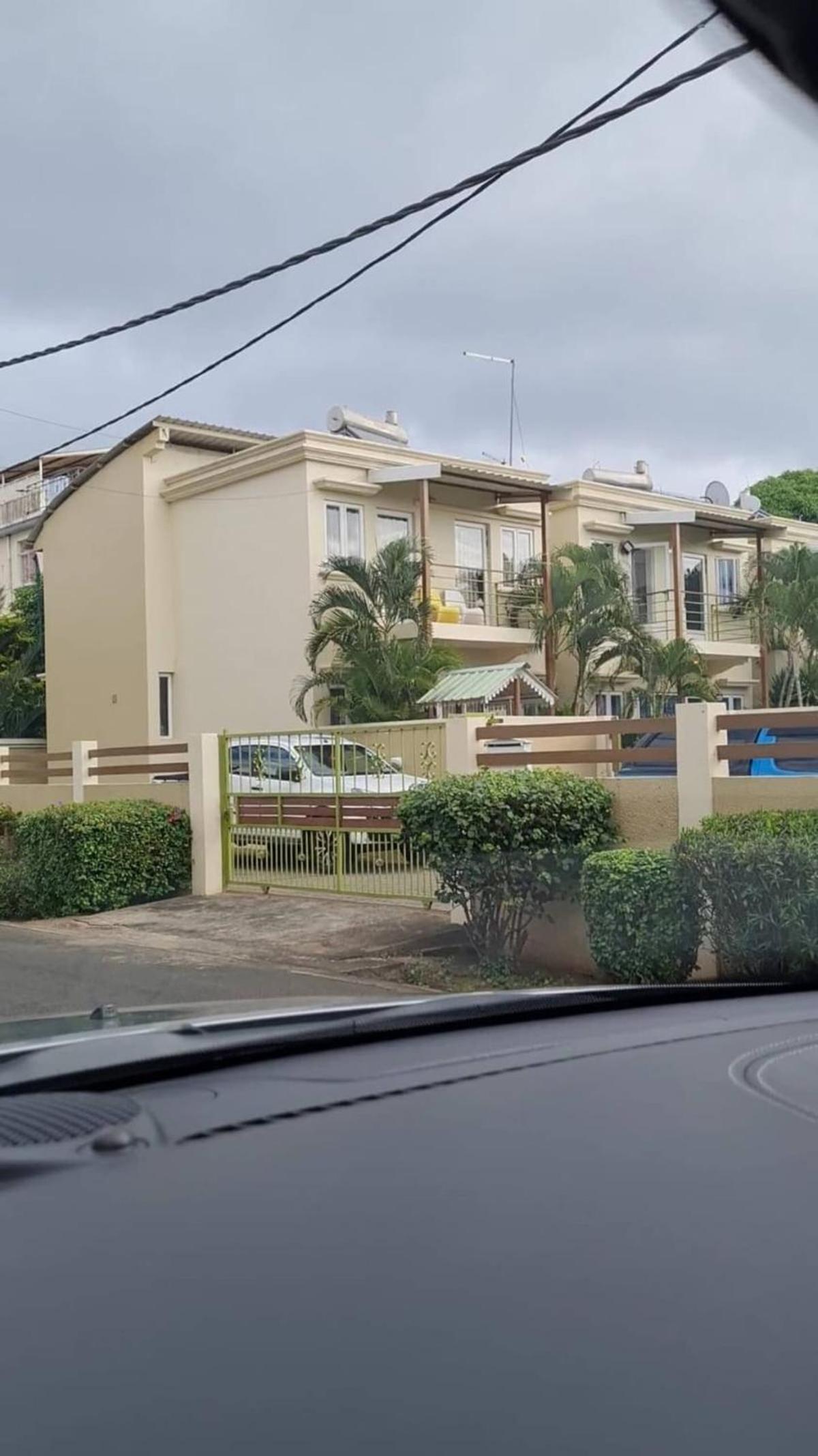 Villa Palmiste Duplex 2 min walk to beach
