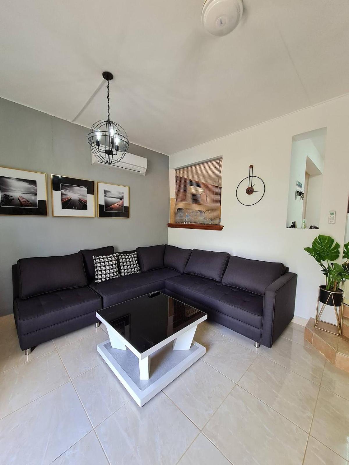 Villa Palmiste Duplex 2 min walk to beach