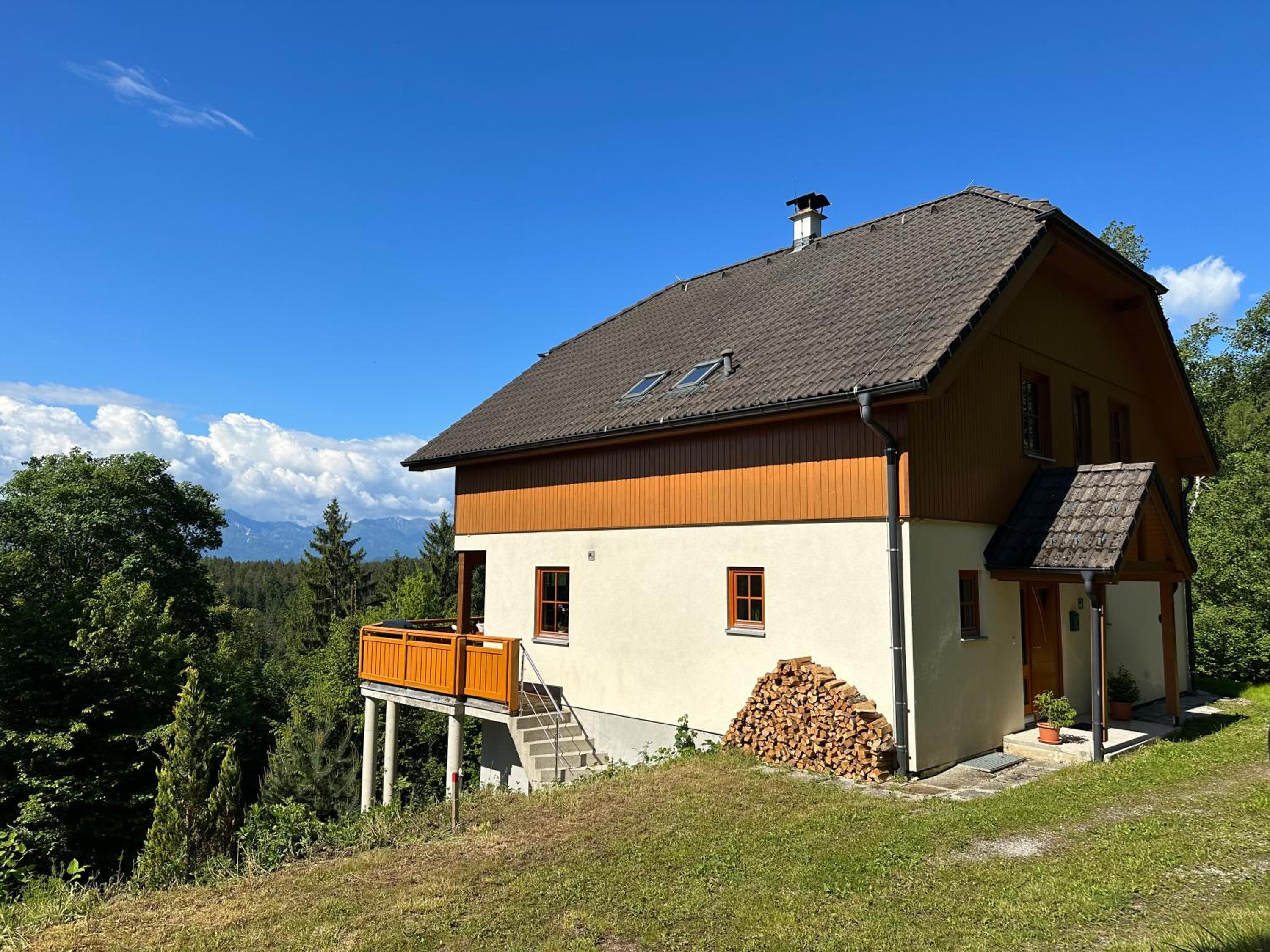 Villa Sara - Wörtherseeblick, Panoramaterrasse, Sauna