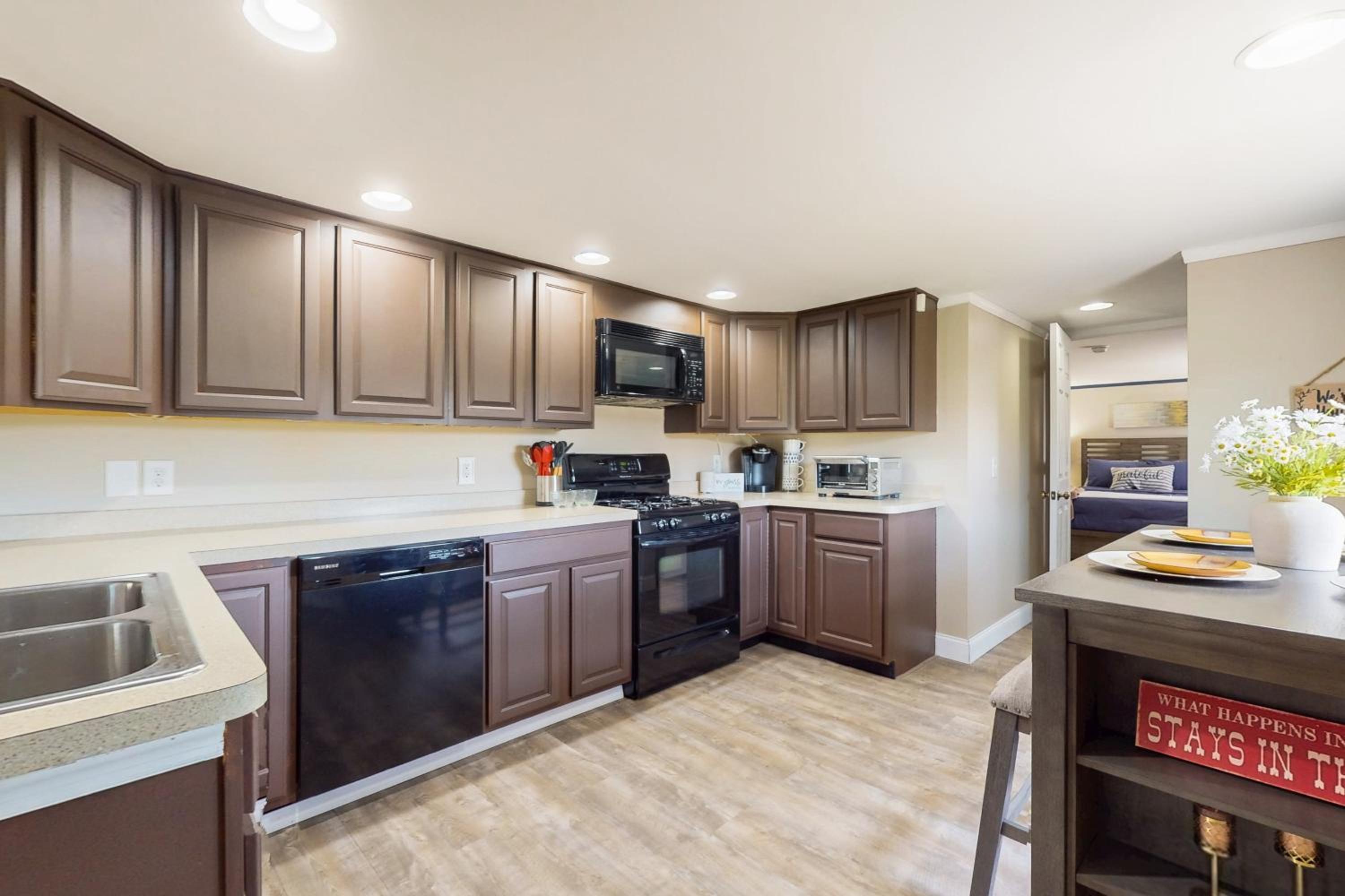 Close to Lake George! Couples Retreat with Pool