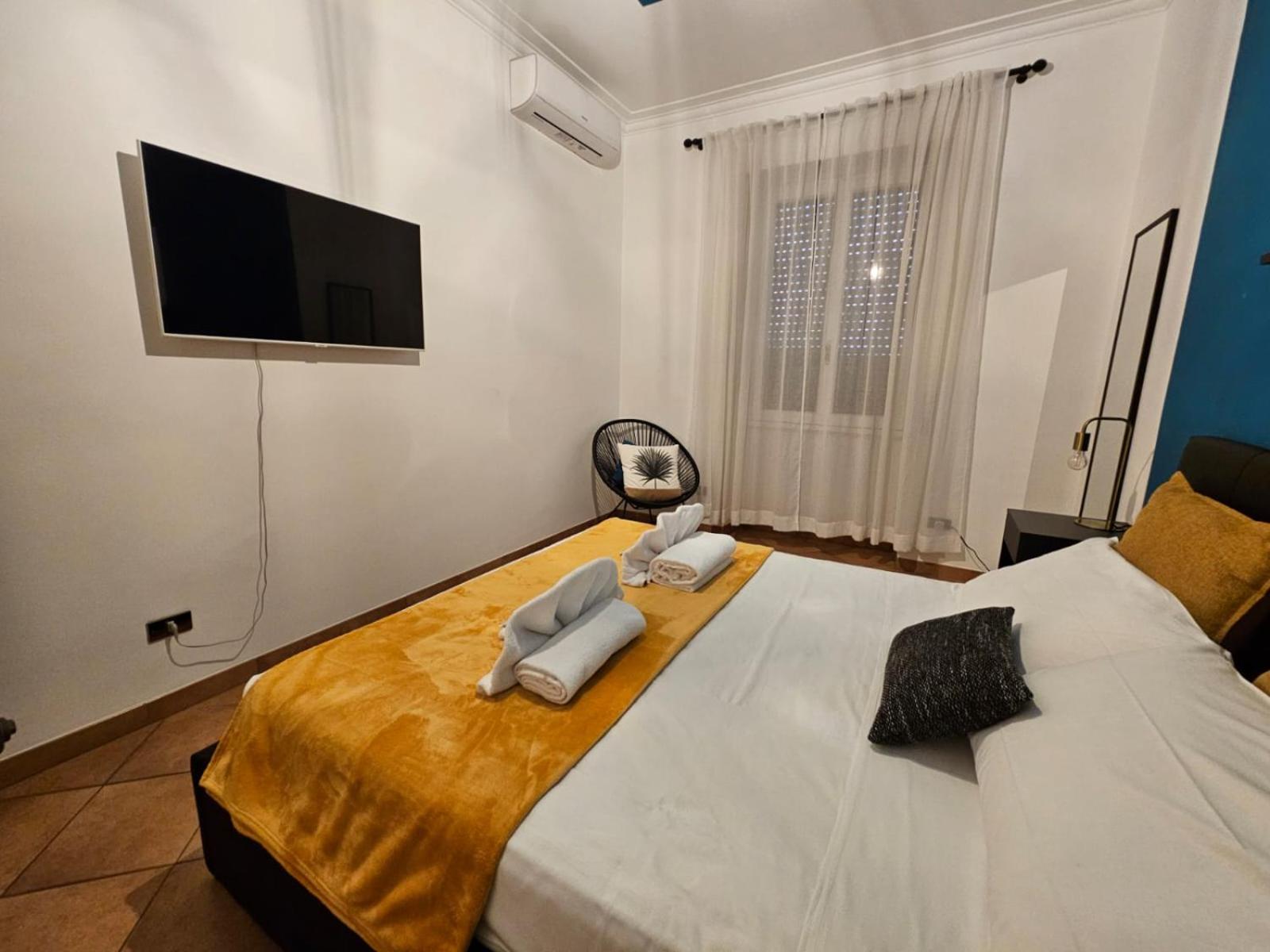 Be Your Home - Giulio's Apartment