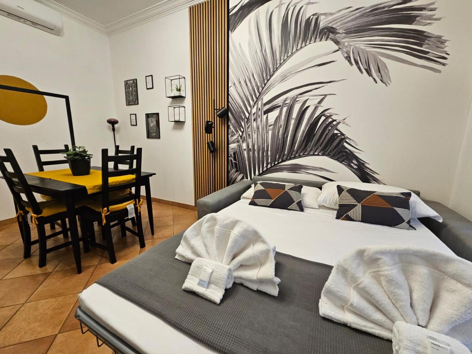 Be Your Home - Giulio's Apartment