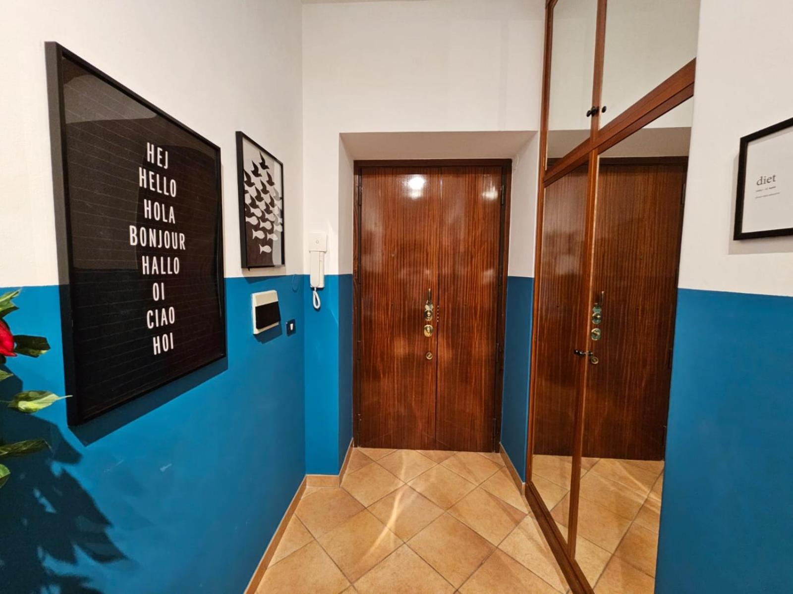 Be Your Home - Giulio's Apartment