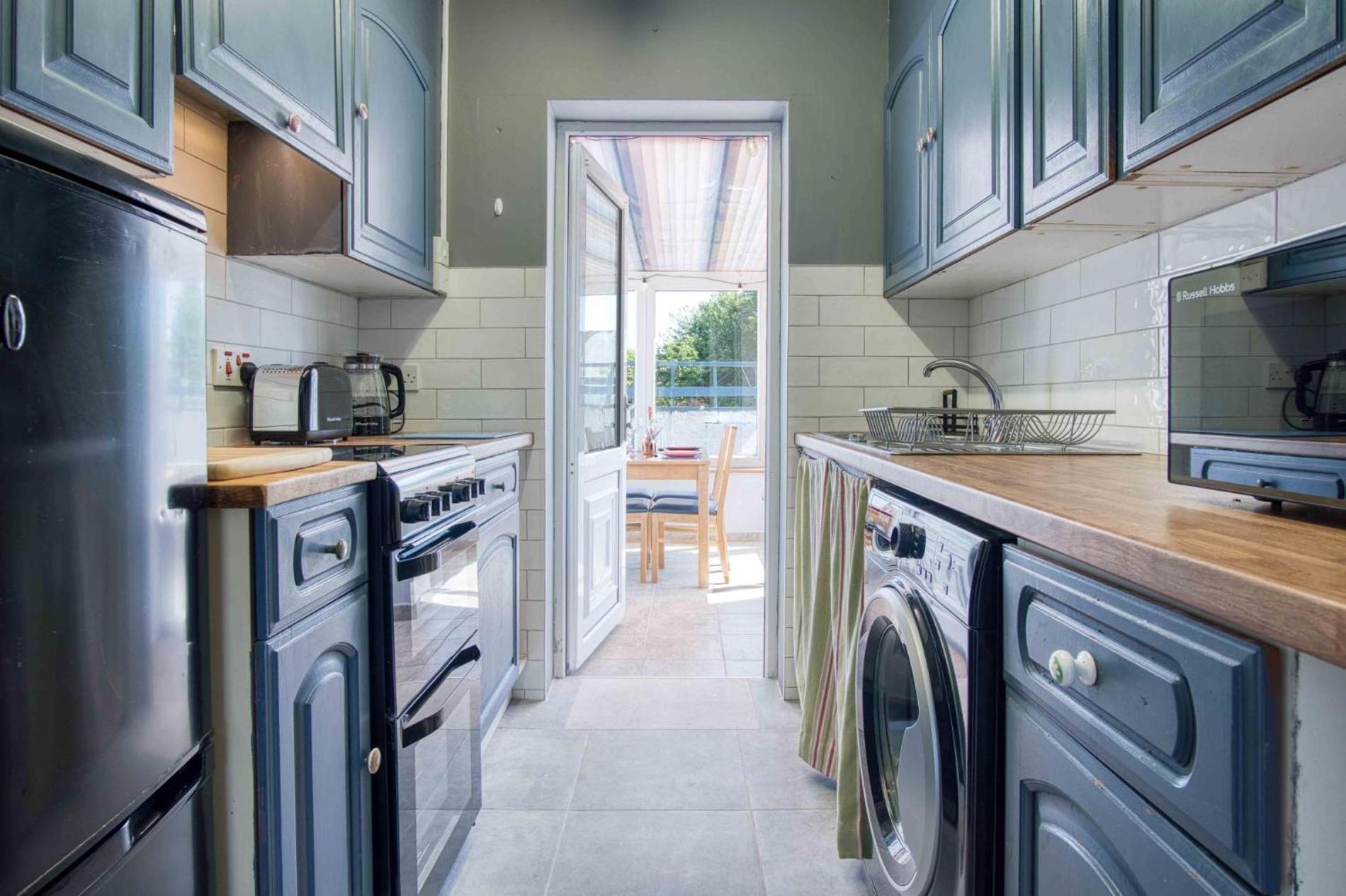 Cosy Cottage - 2 Bedroom Cottage - Mumbles
