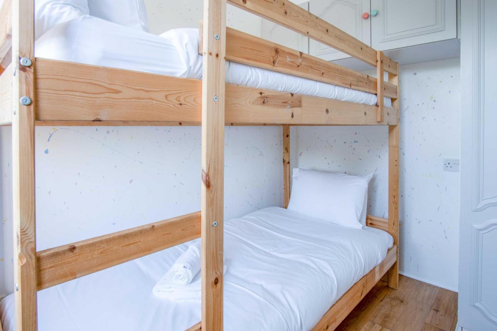 Cosy Cottage - 2 Bedroom Cottage - Mumbles
