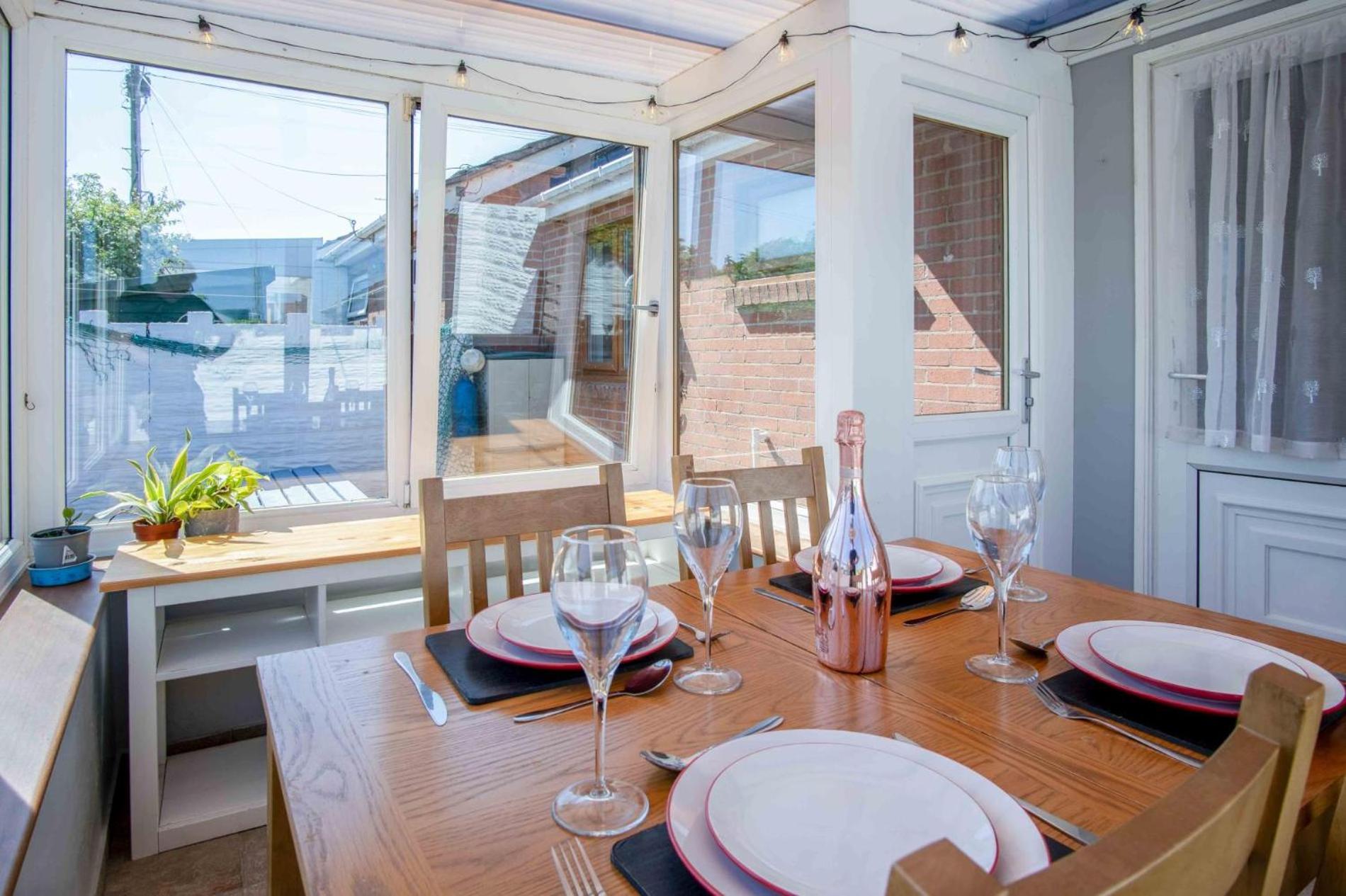 Cosy Cottage - 2 Bedroom Cottage - Mumbles