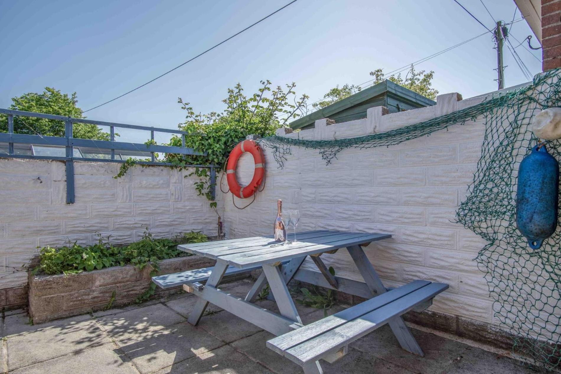 Cosy Cottage - 2 Bedroom Cottage - Mumbles