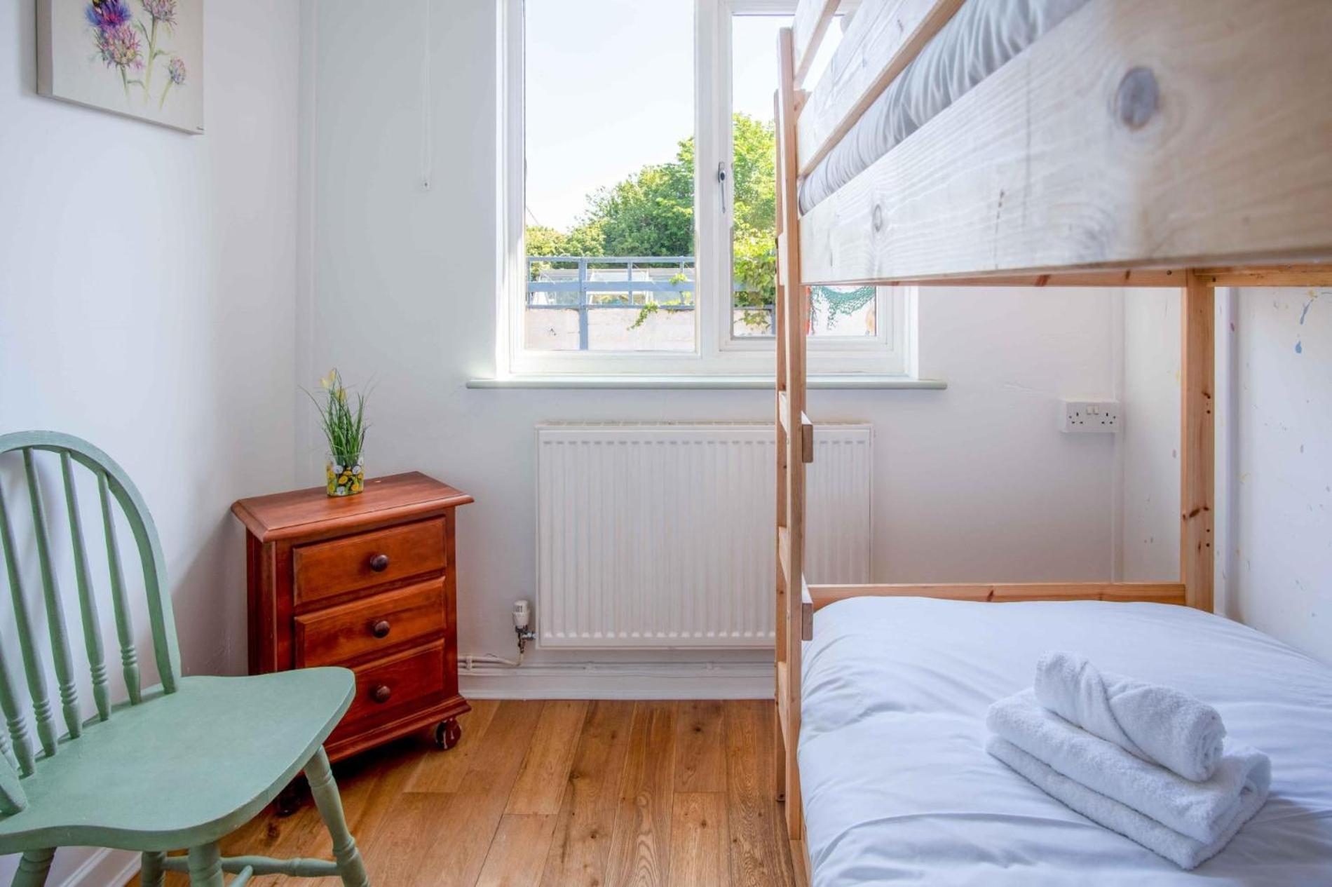 Cosy Cottage - 2 Bedroom Cottage - Mumbles