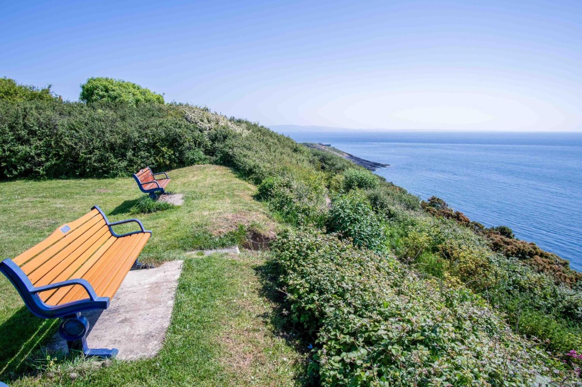 Cosy Cottage - 2 Bedroom Cottage - Mumbles