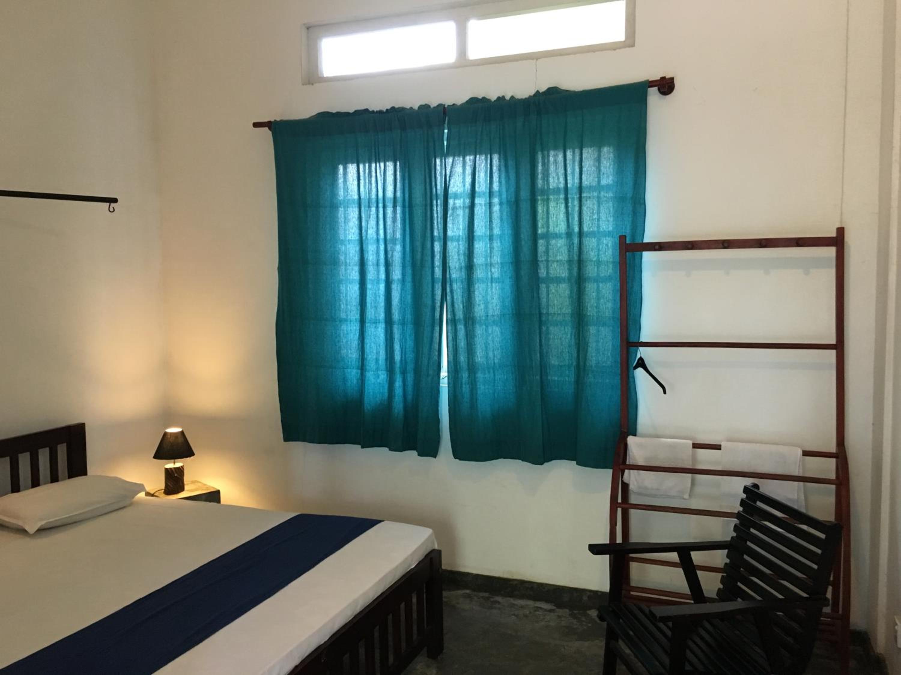 Colombo Beach Hostel