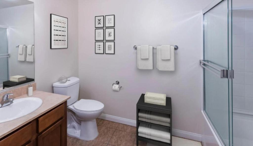 LALAs House- 1br with Free Parking, Pool and Sauna