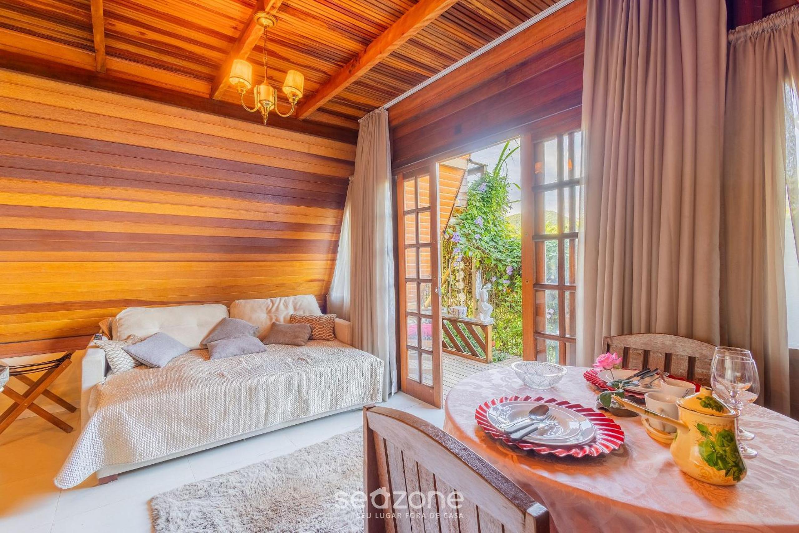 Fully equipped studios near Armação beach and Beto Carrero Park - TRS