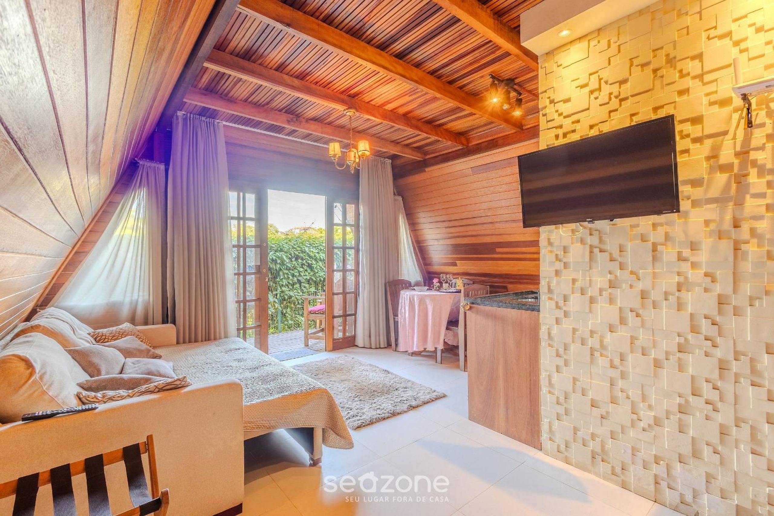 Fully equipped studios near Armação beach and Beto Carrero Park - TRS