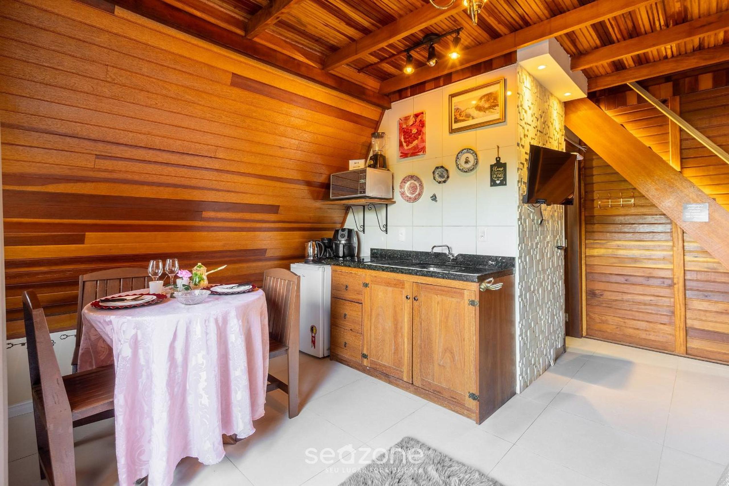 Fully equipped studios near Armação beach and Beto Carrero Park - TRS