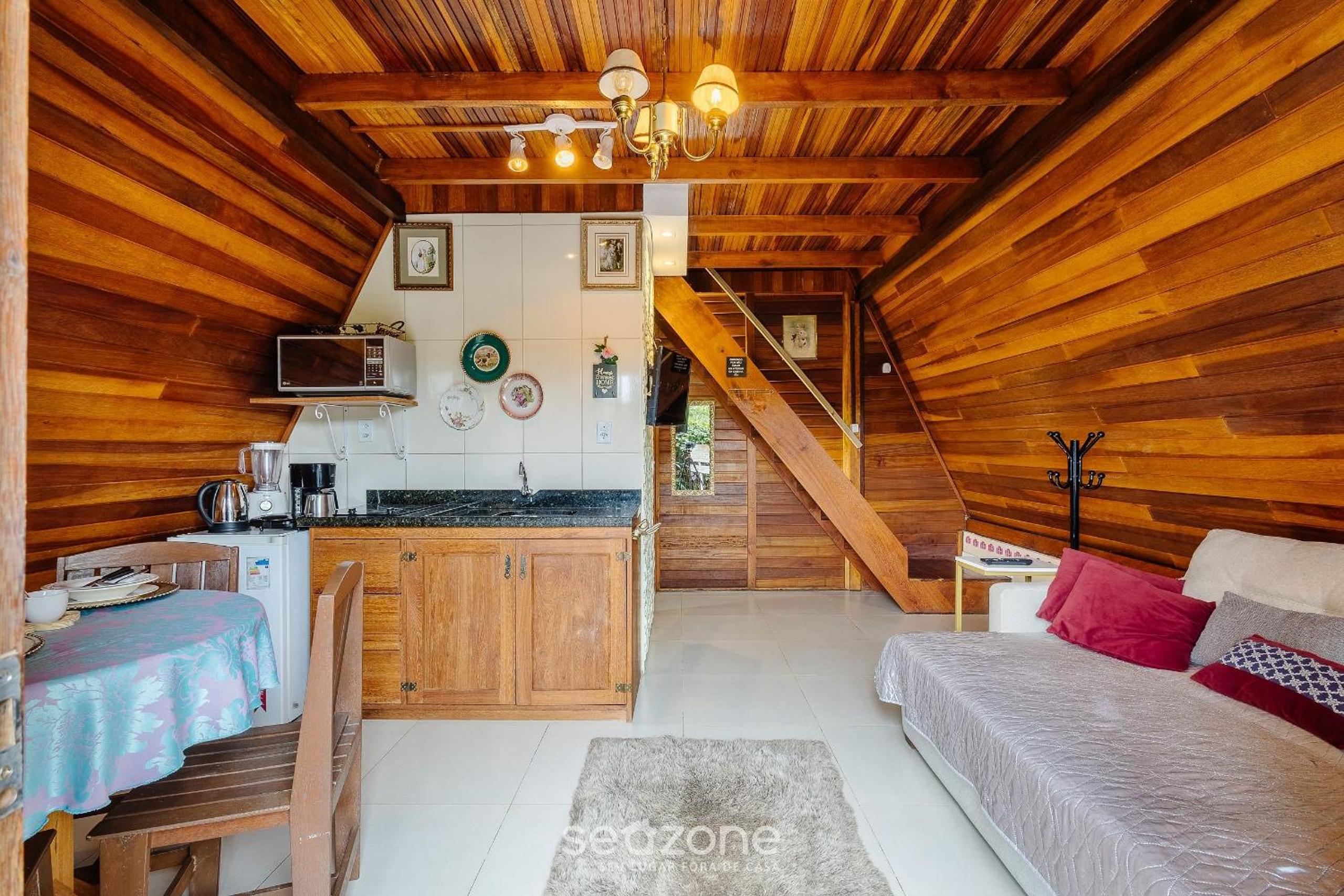 Fully equipped studios near Armação beach and Beto Carrero Park - TRS