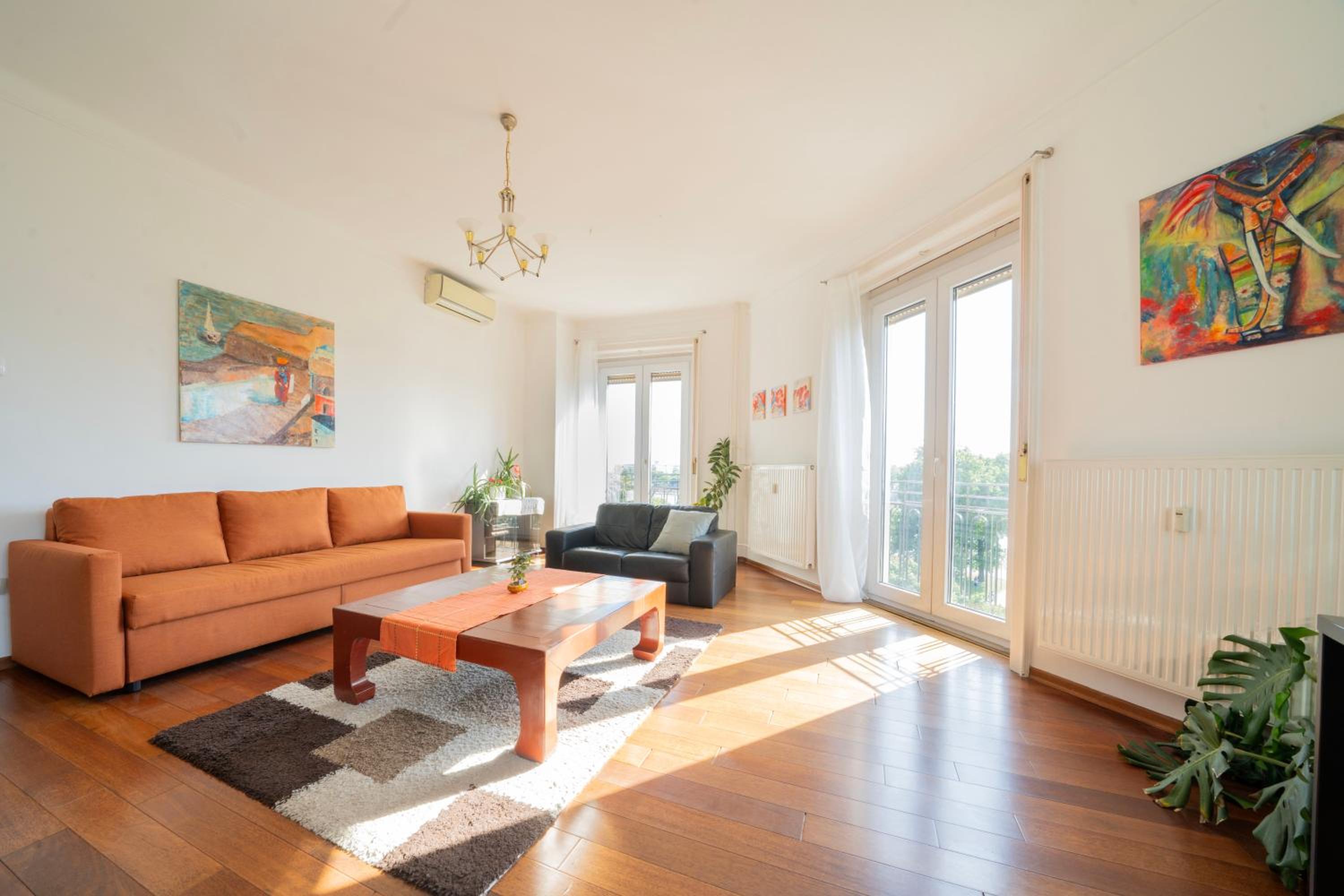 Aurelia Suite -Spacious Apartment with AC and Panoramic Danube Views