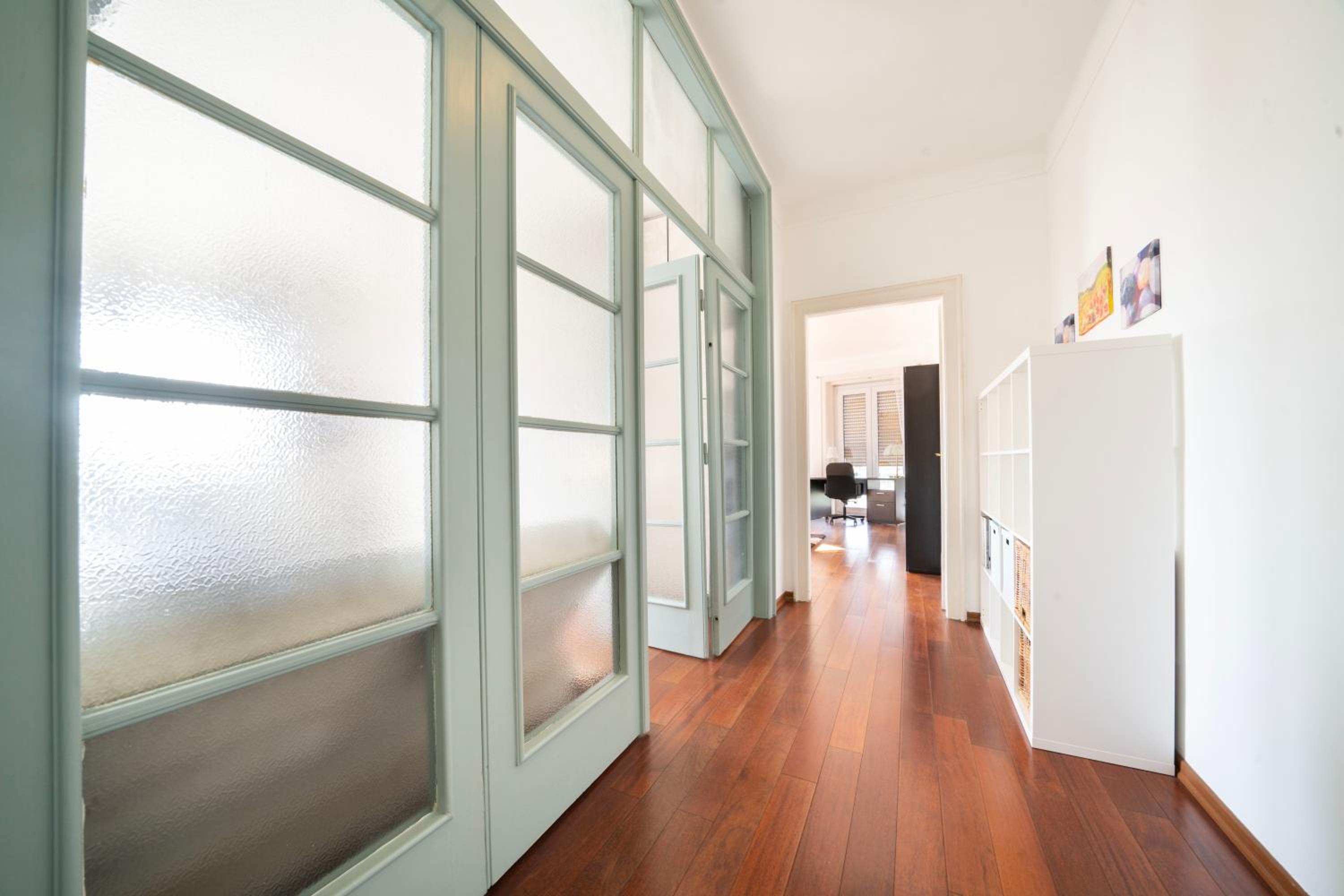 Aurelia Suite -Spacious Apartment with AC and Panoramic Danube Views