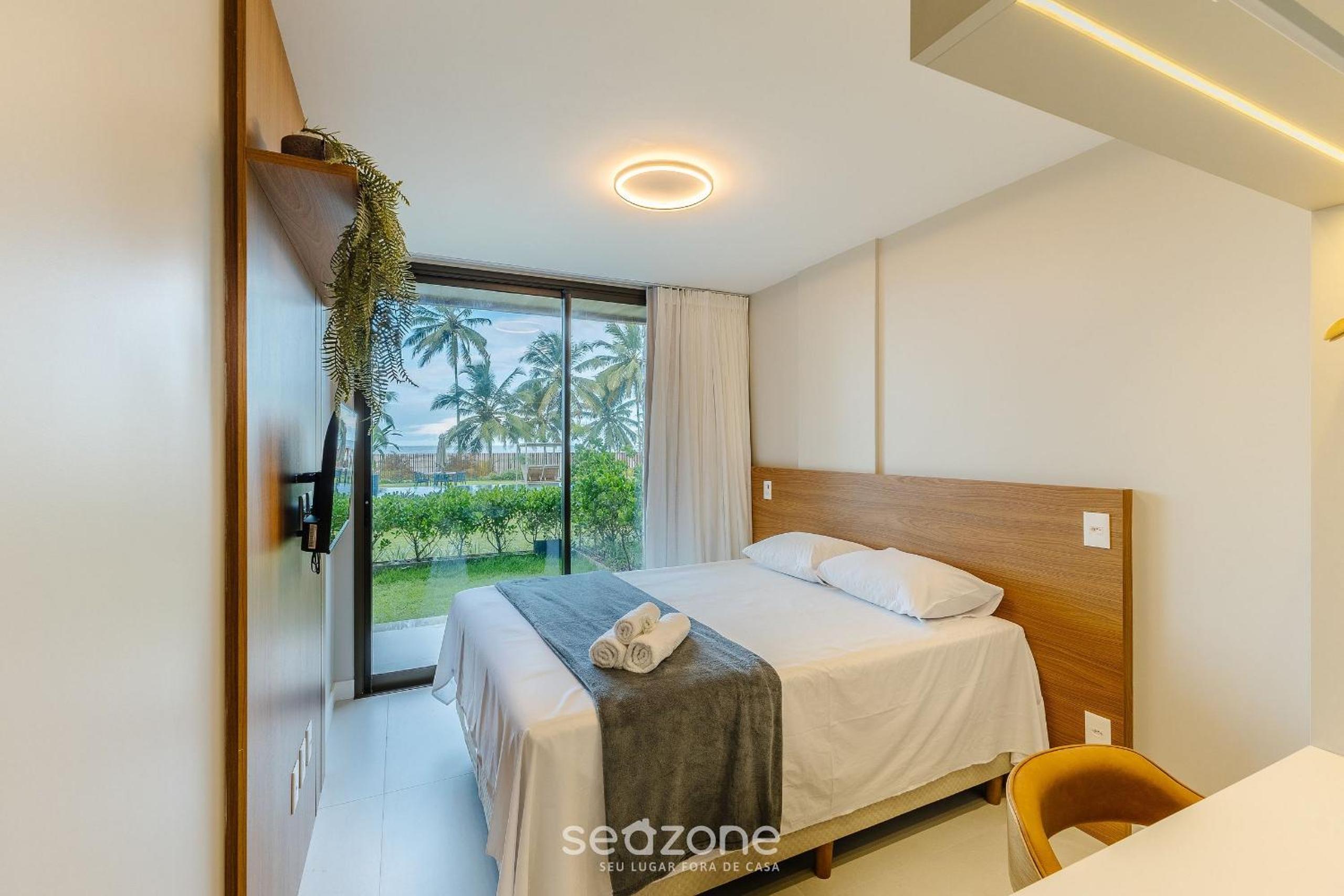 Apartments in a condo with pool on the beachfront in Ilhéus – PET