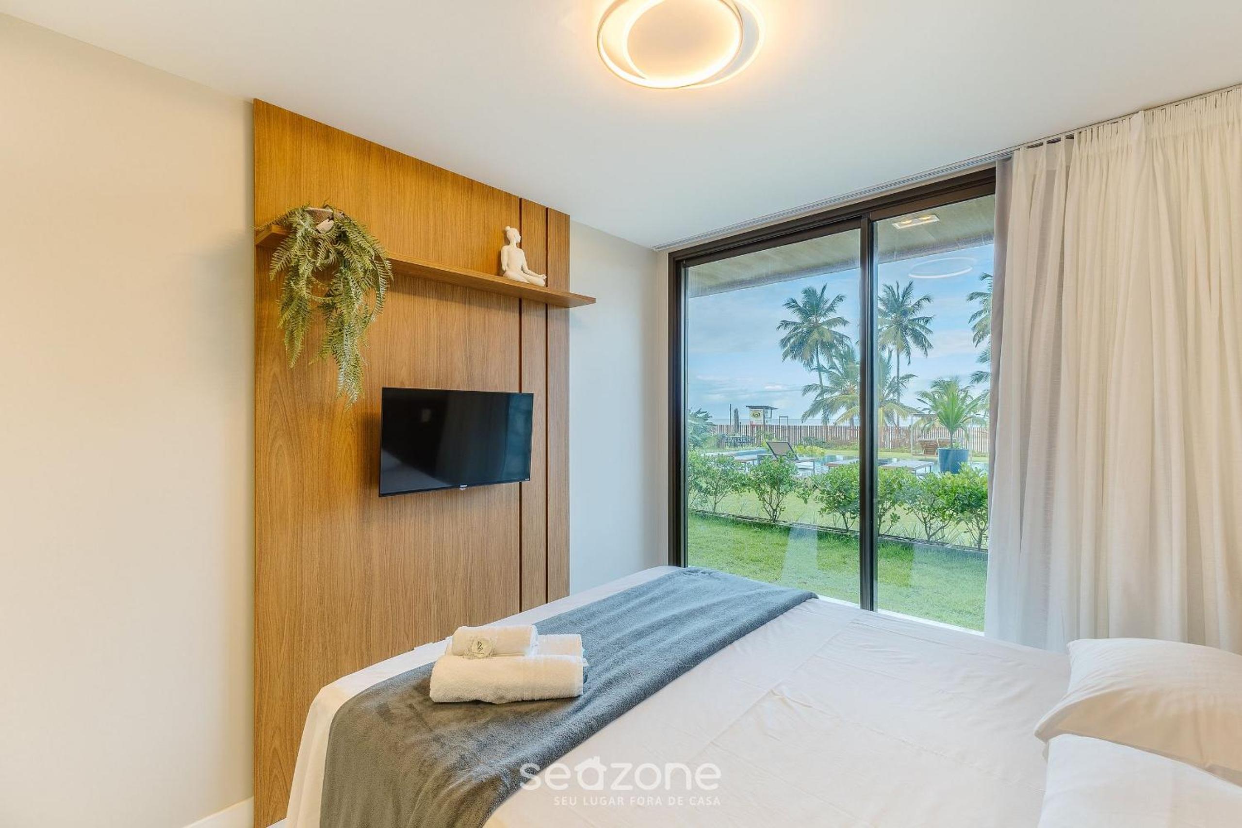 Apartments in a condo with pool on the beachfront in Ilhéus – PET