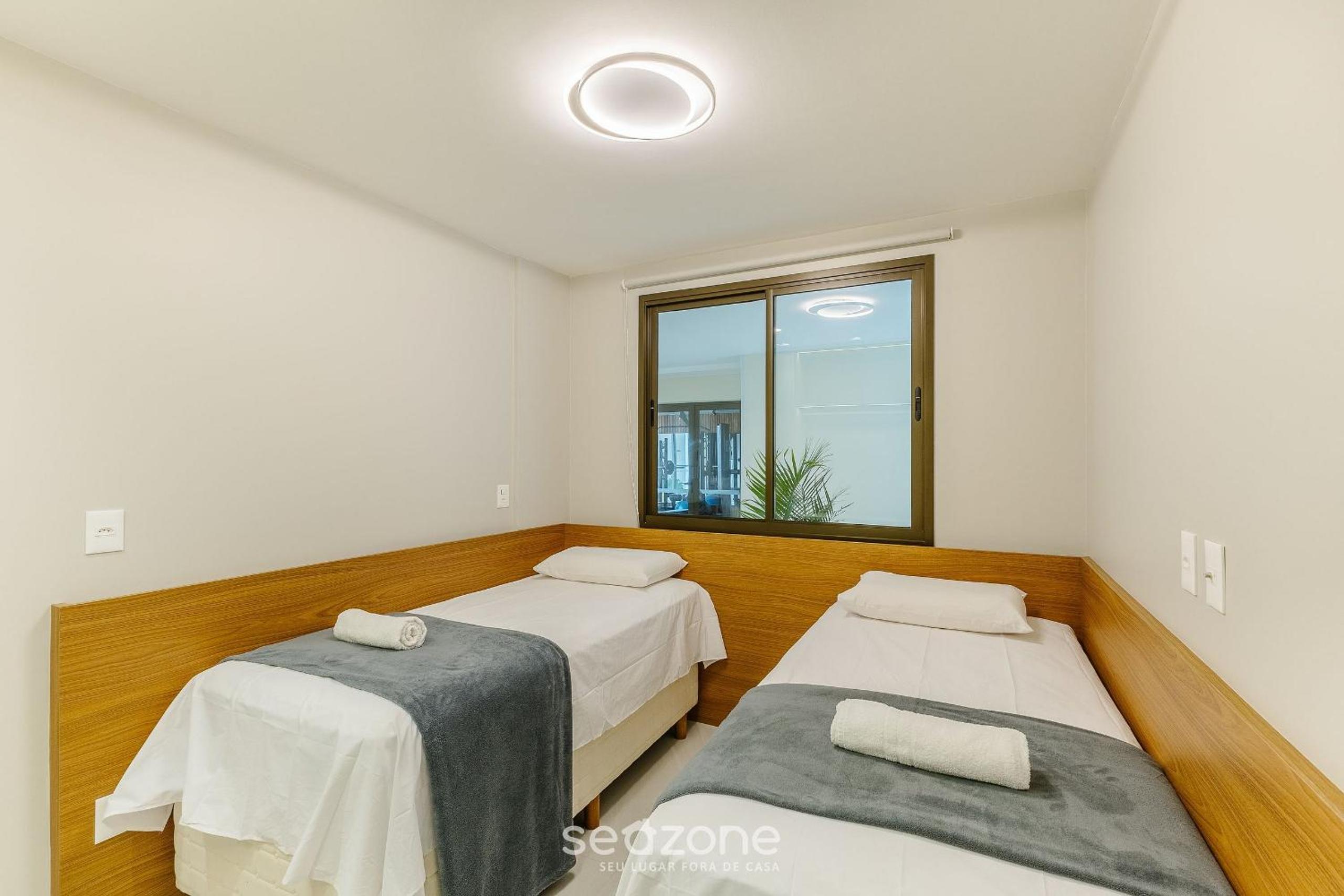 Apartments in a condo with pool on the beachfront in Ilhéus – PET