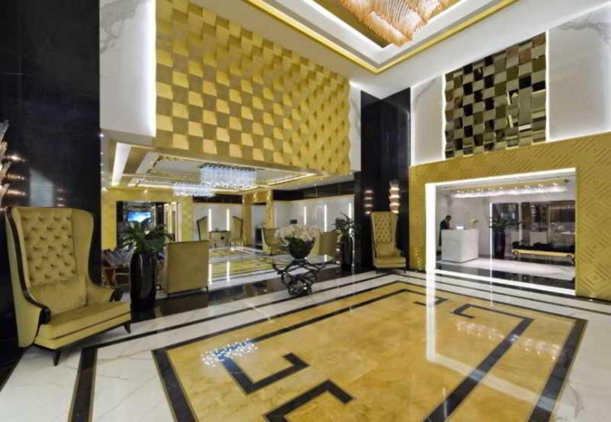Damac Maison Mall Street! 2 Bedroom, 1-minute to Dubai Mall!