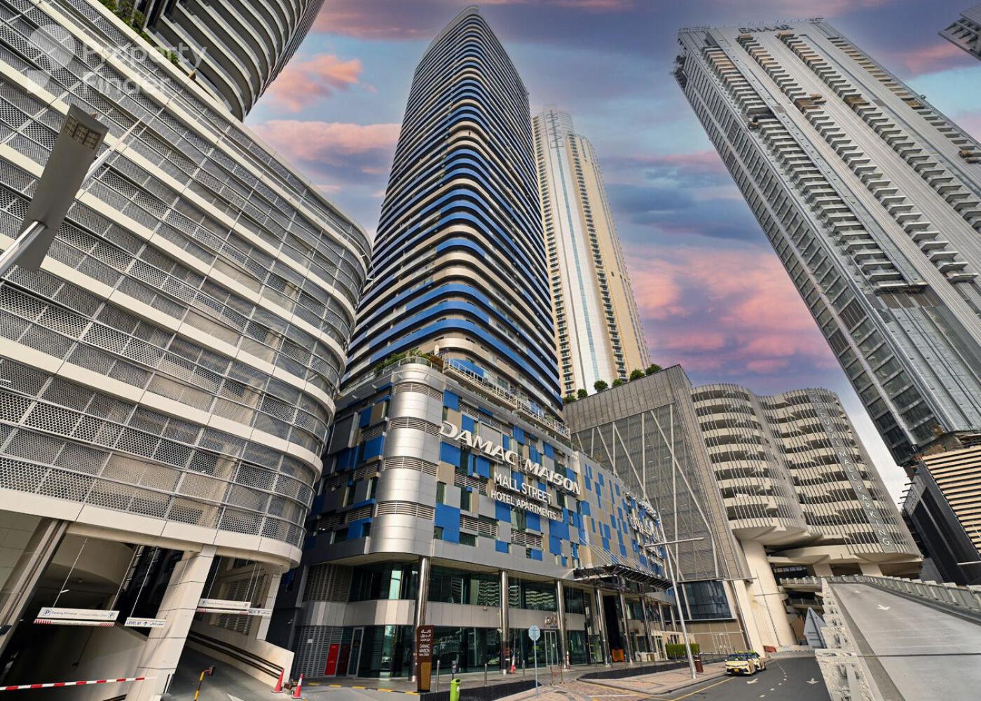 Damac Maison Mall Street! 2 Bedroom, 1-minute to Dubai Mall!