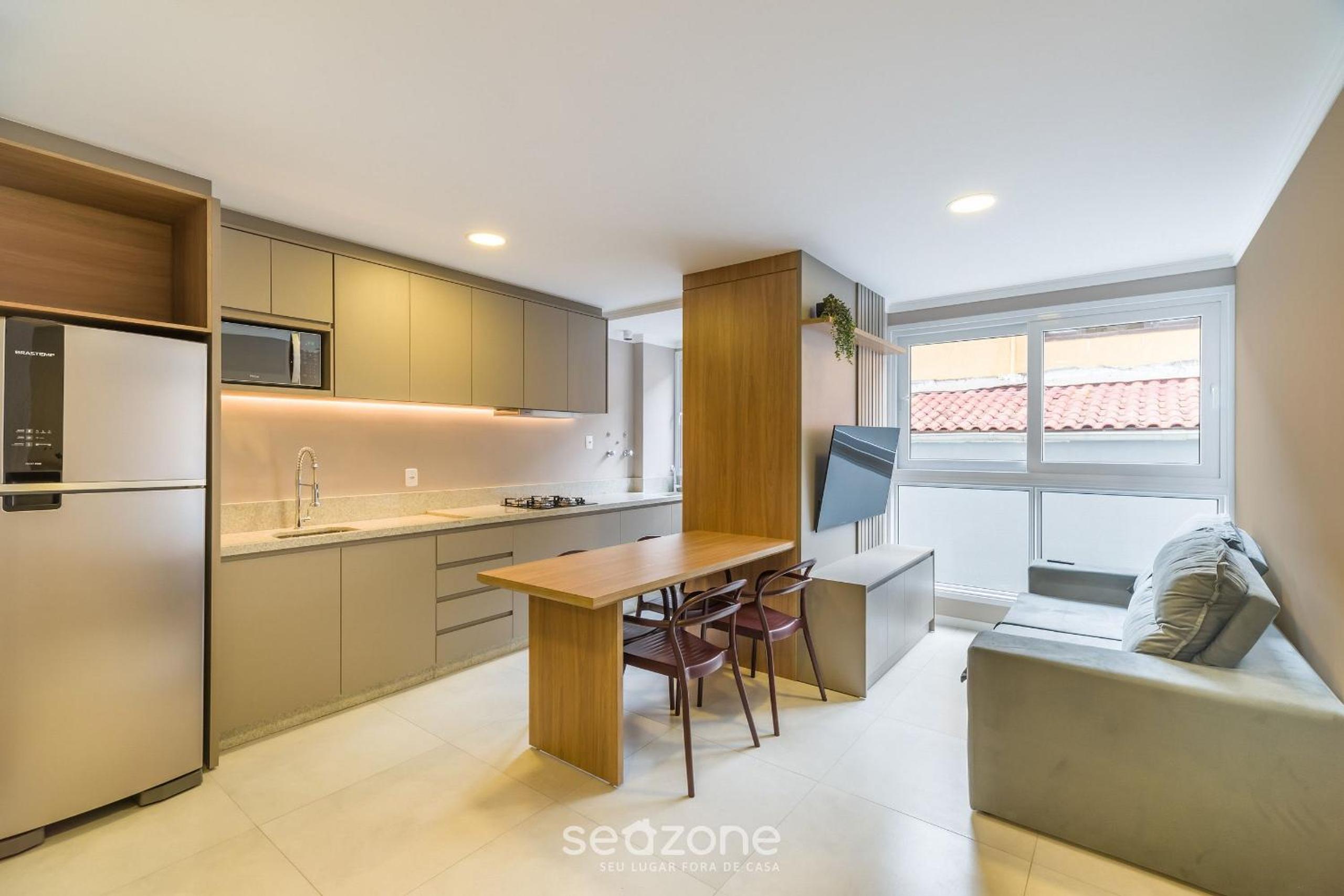 Apartment w/ barbecue 230m from the beach AYR0202