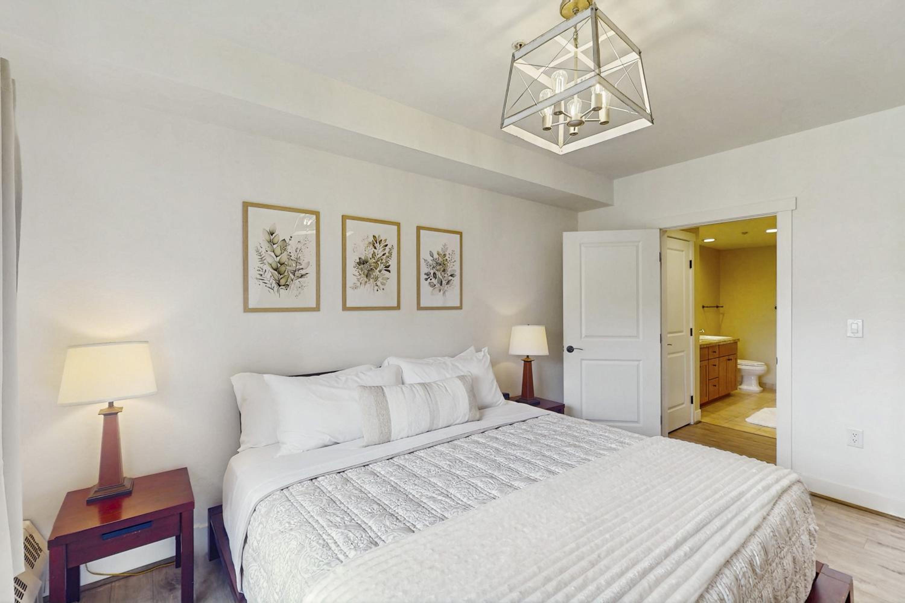 Slopeside Granby Condo Wake, Ski, Soak, Repeat!