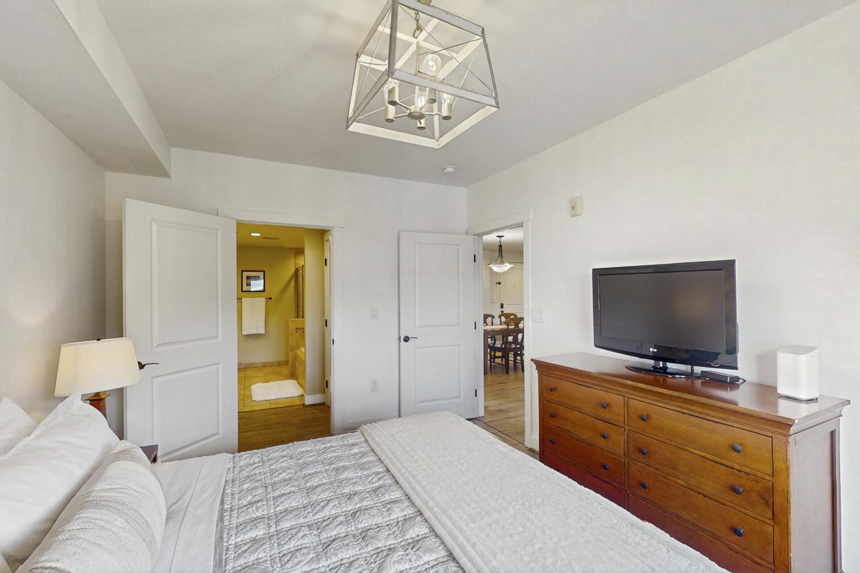 Slopeside Granby Condo Wake, Ski, Soak, Repeat!