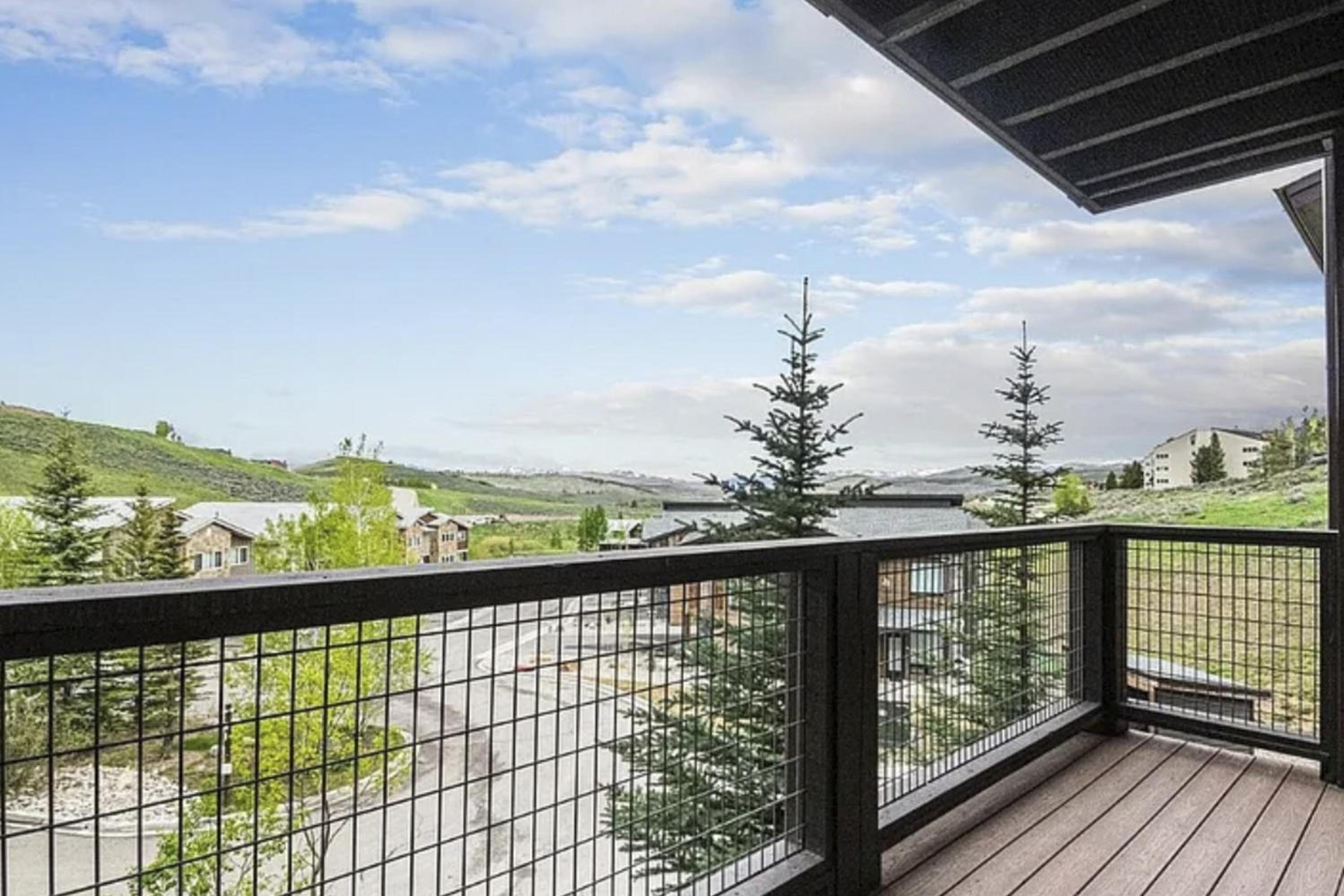 Slopeside Granby Condo Wake, Ski, Soak, Repeat!