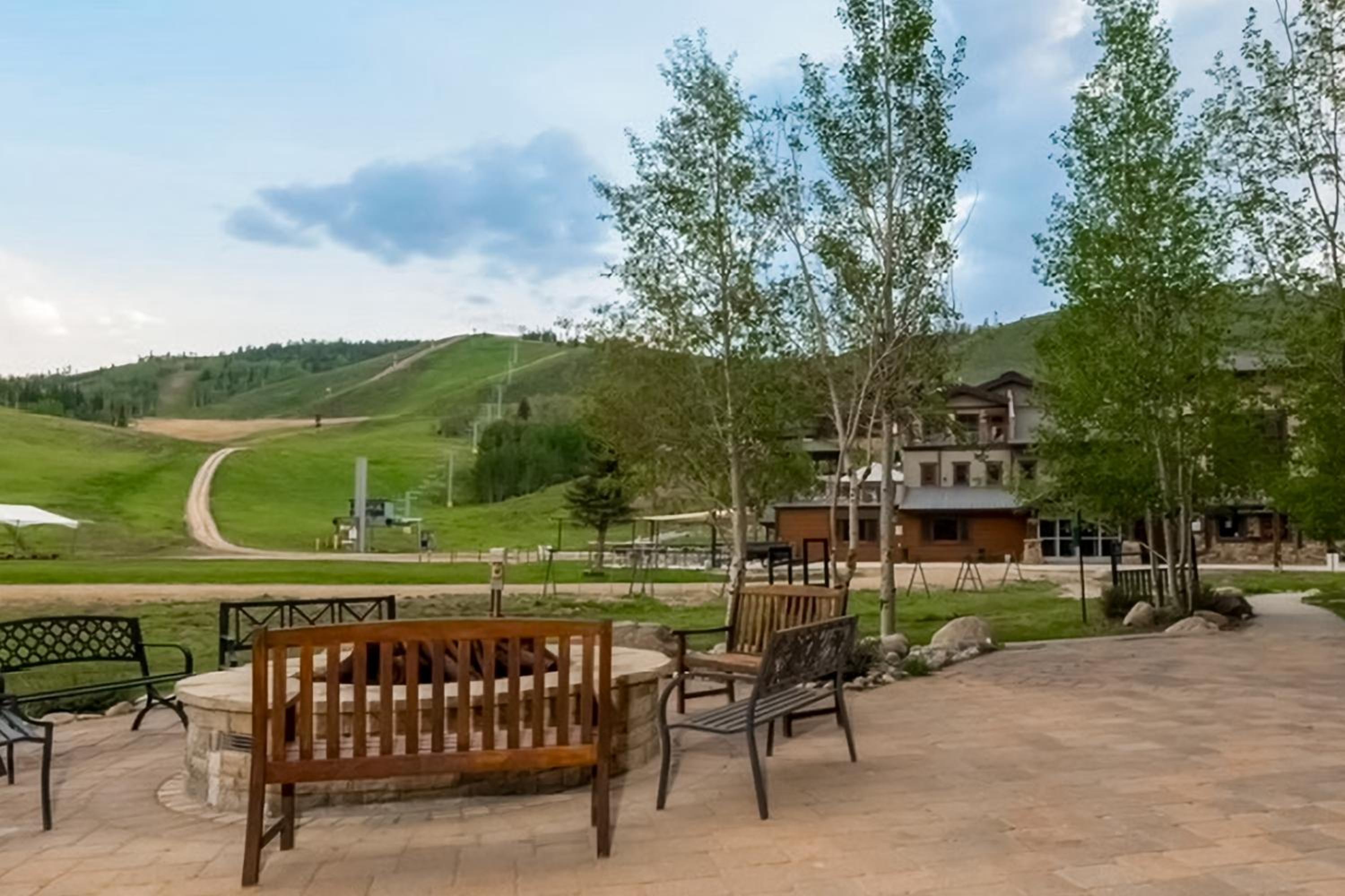 Slopeside Granby Condo Wake, Ski, Soak, Repeat!