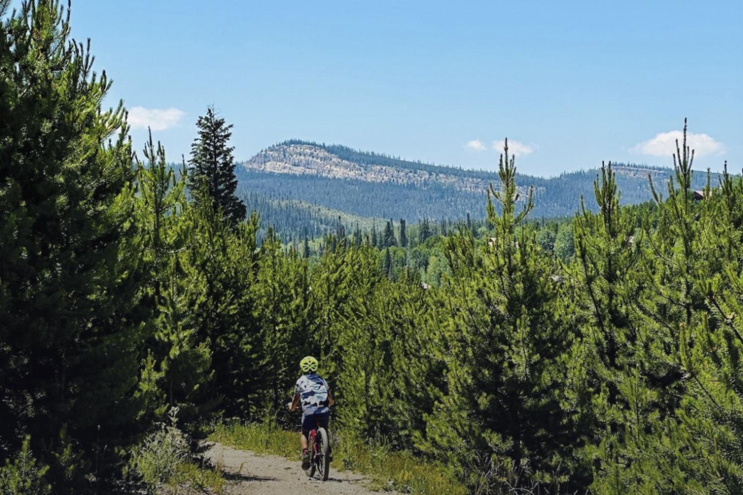Slopeside Granby Condo Wake, Ski, Soak, Repeat!