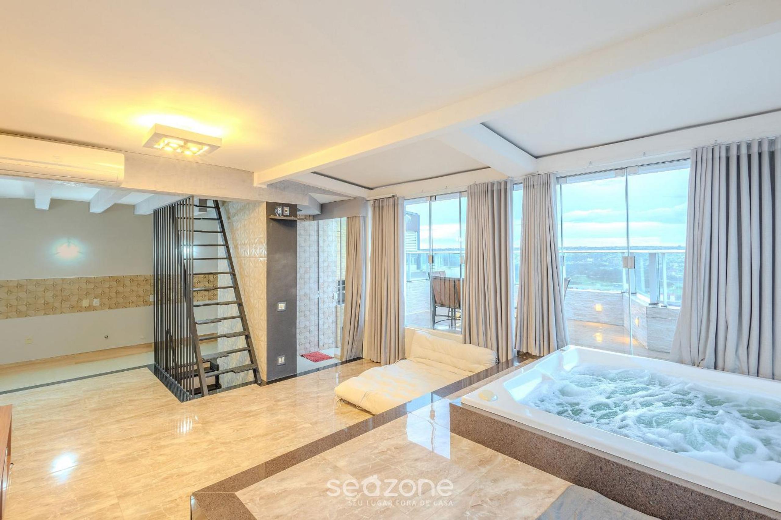 Luxury penthouse w/ jacuzzi in Brasília BCY2001
