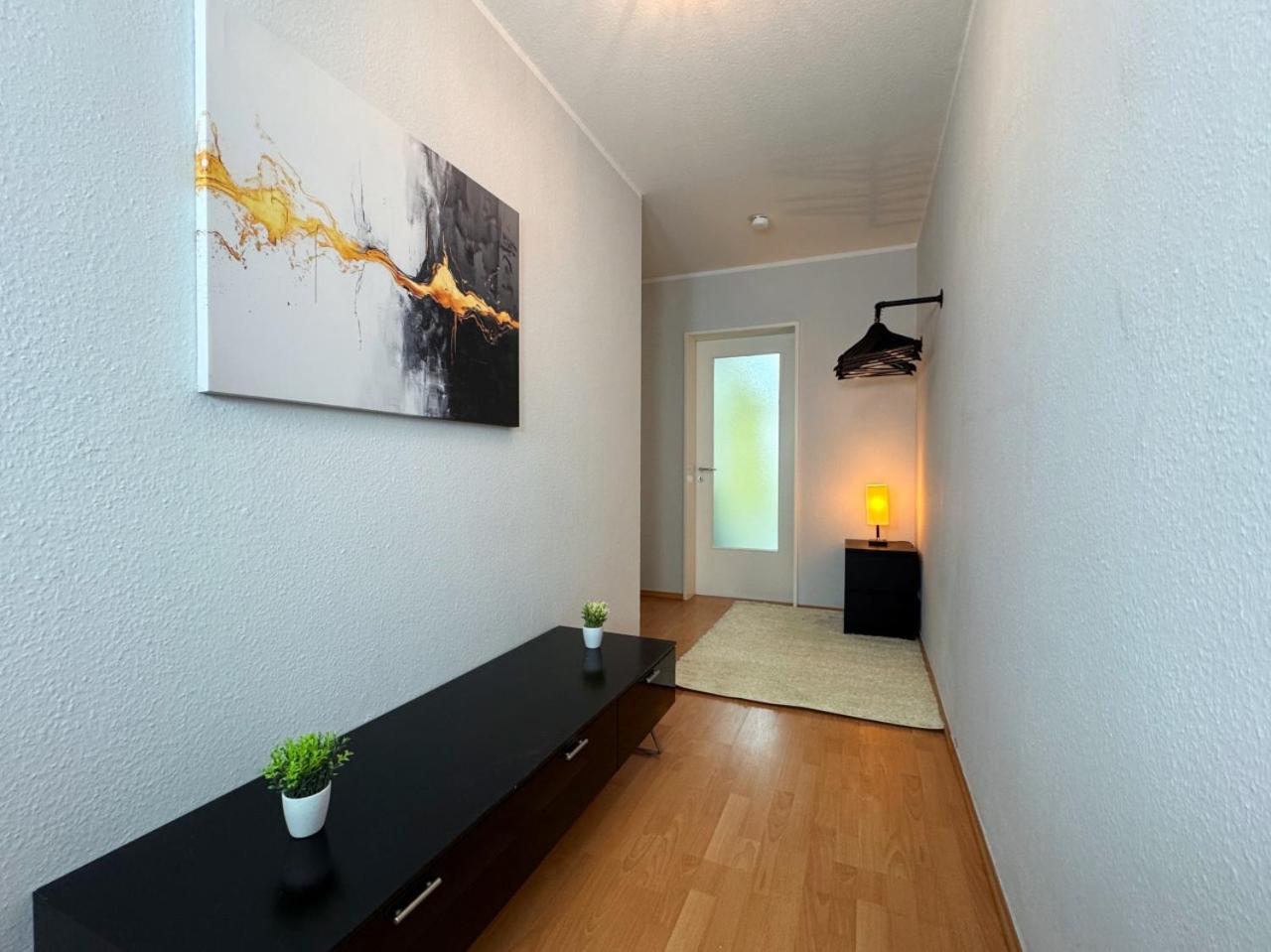 HolidayHome Apartments I Friedrichshain - Spacious Private Room