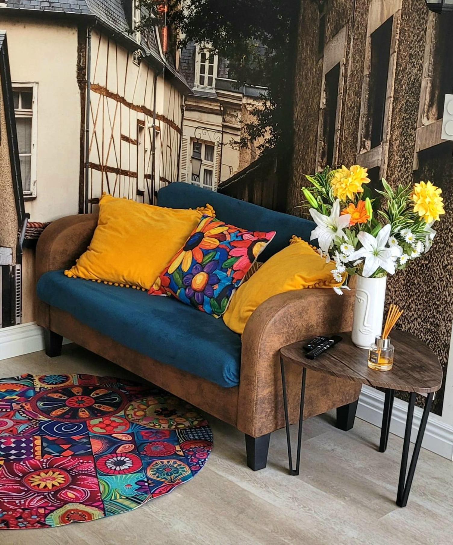 Les Volets Bleus - Au Calme avec petit Jardin et Patio - 3 appartements 4