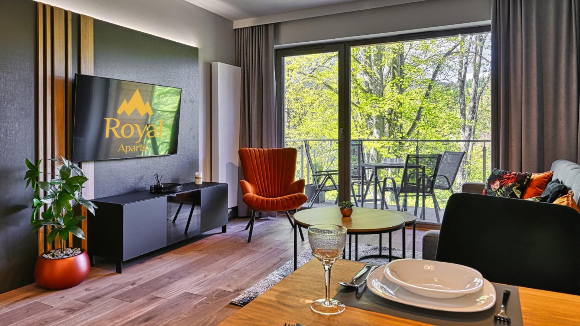 Apartamenty z basenem i saunami STONE HILL RESORT III VIP Centrum by Royal Aparts