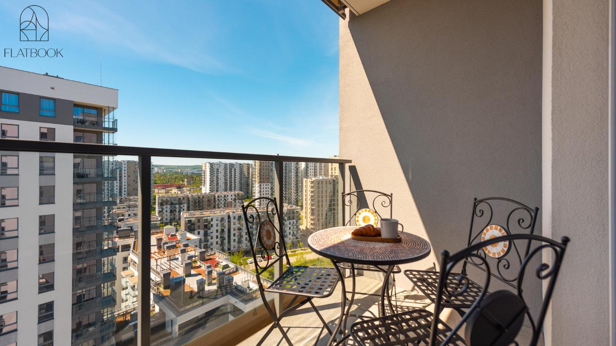 Flatbook - Seaside Apartments Nowa Letnica with a Rooftop Viewing Terrace & Gym