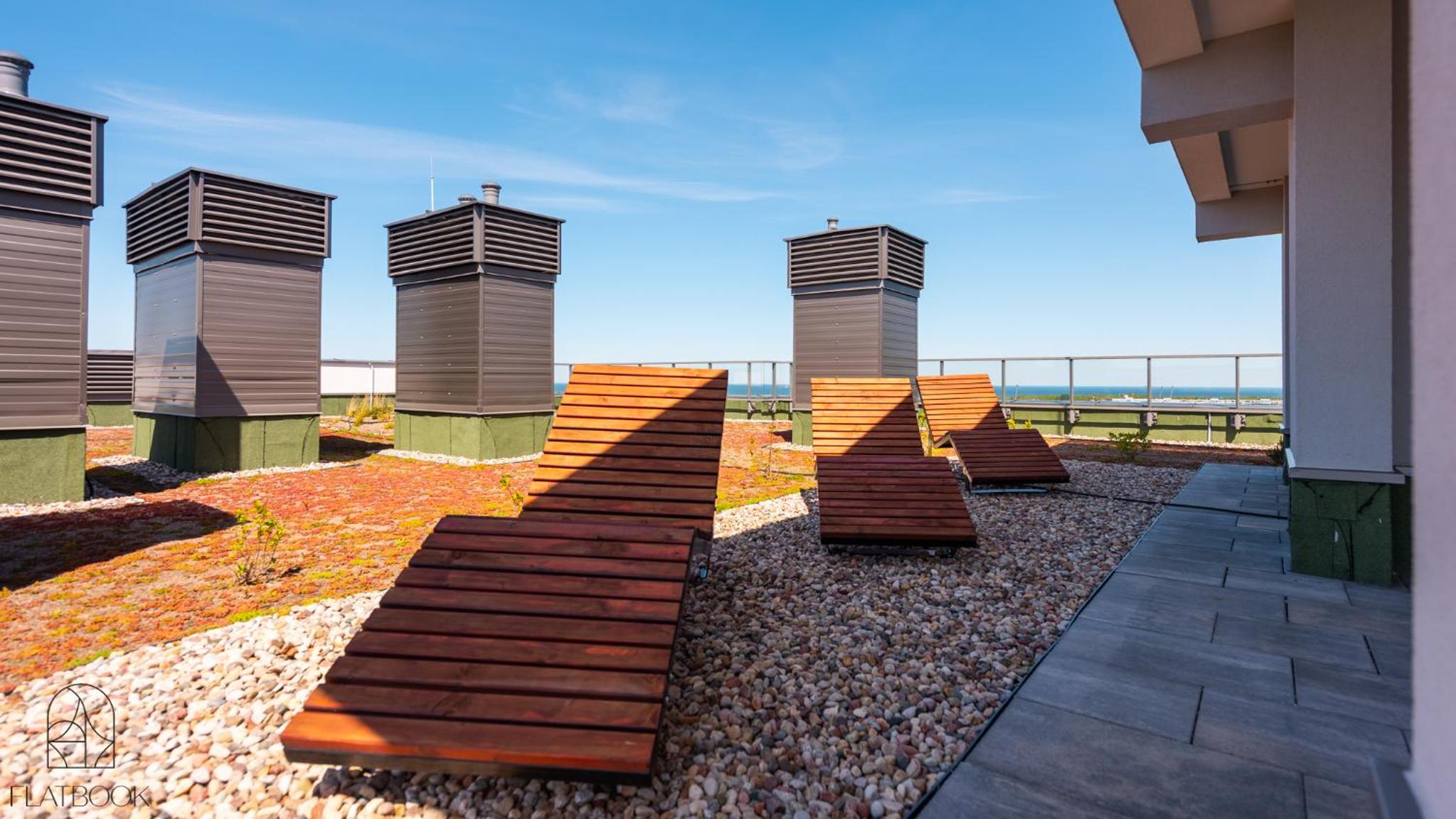 Flatbook - Seaside Apartments Nowa Letnica with a Rooftop Viewing Terrace & Gym