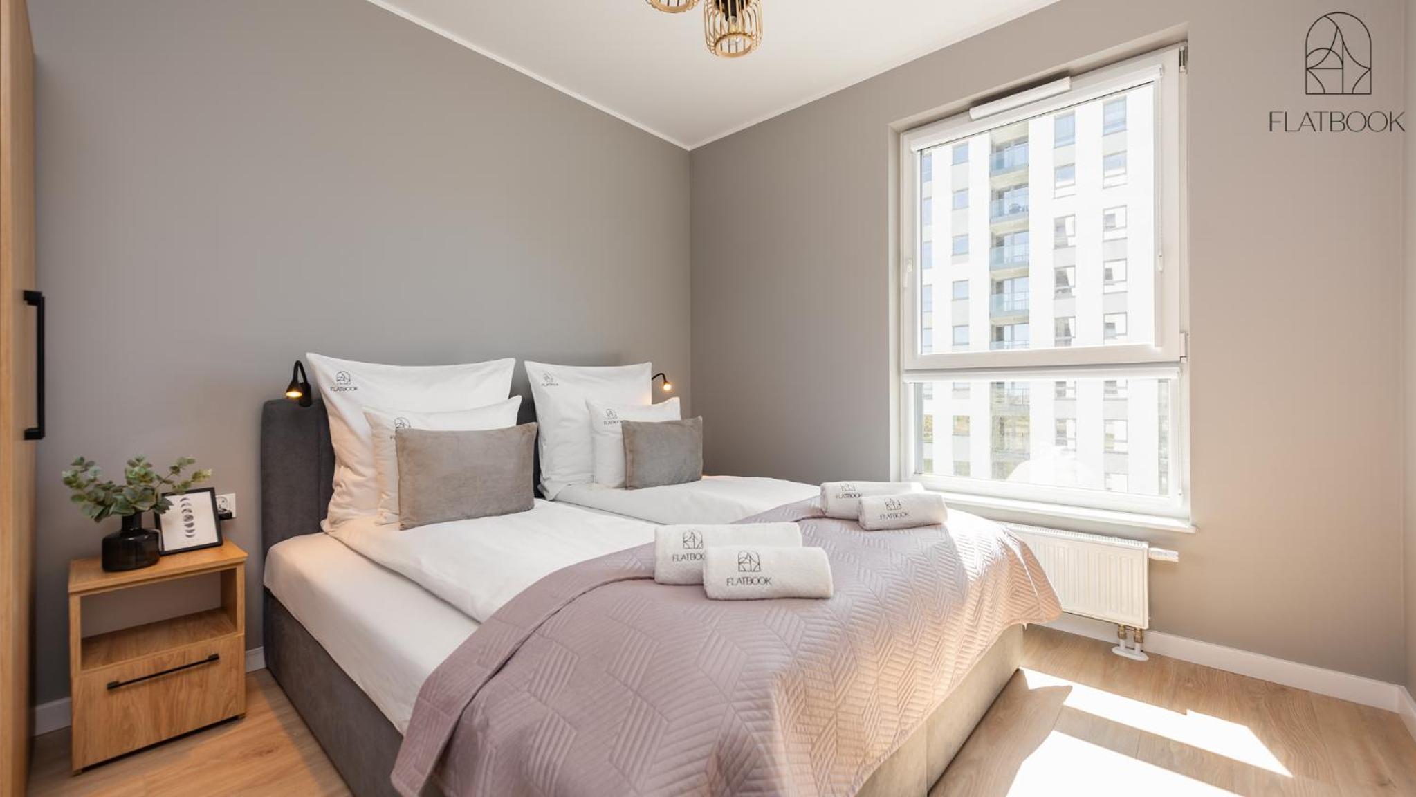 Flatbook - Seaside Apartments Nowa Letnica with a Rooftop Viewing Terrace & Gym
