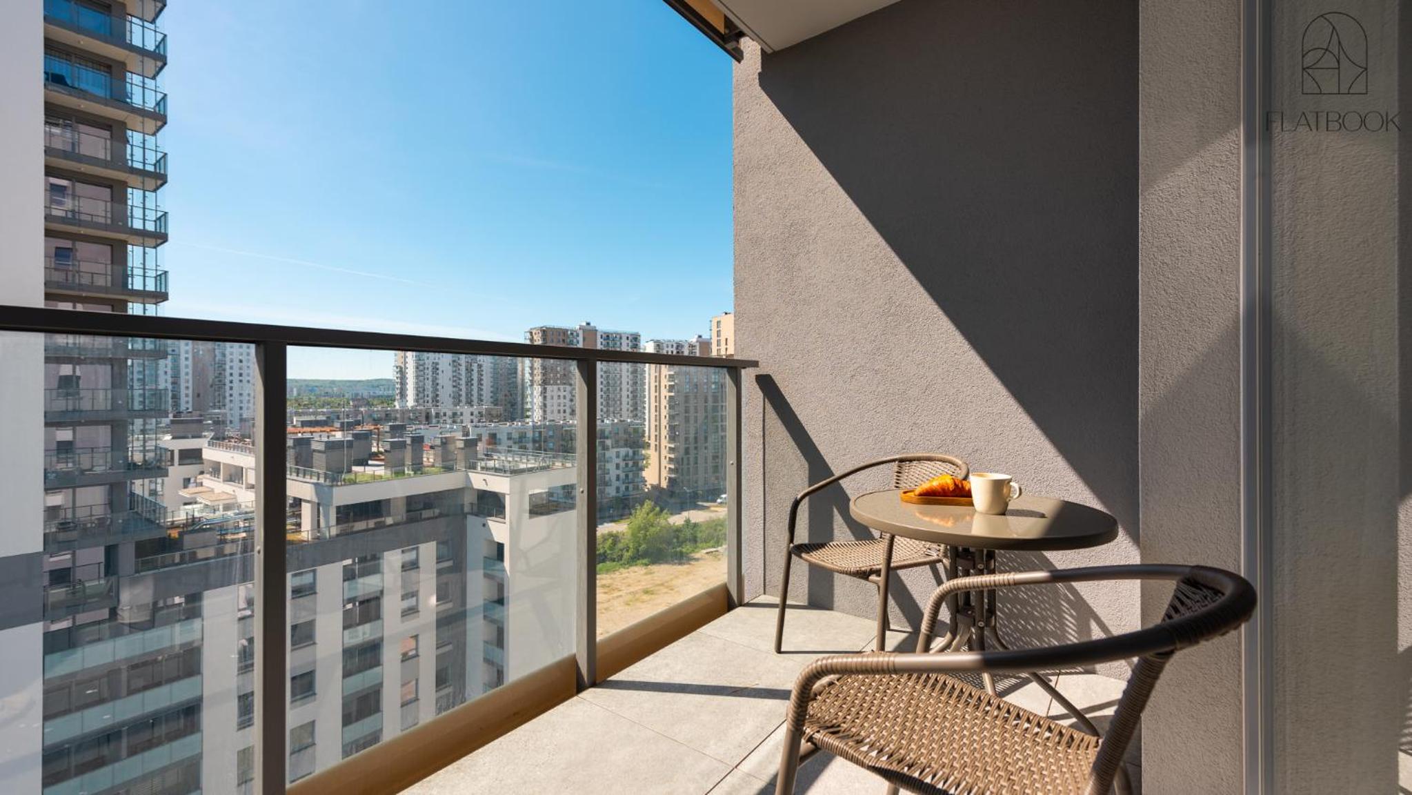 Flatbook - Seaside Apartments Nowa Letnica with a Rooftop Viewing Terrace & Gym
