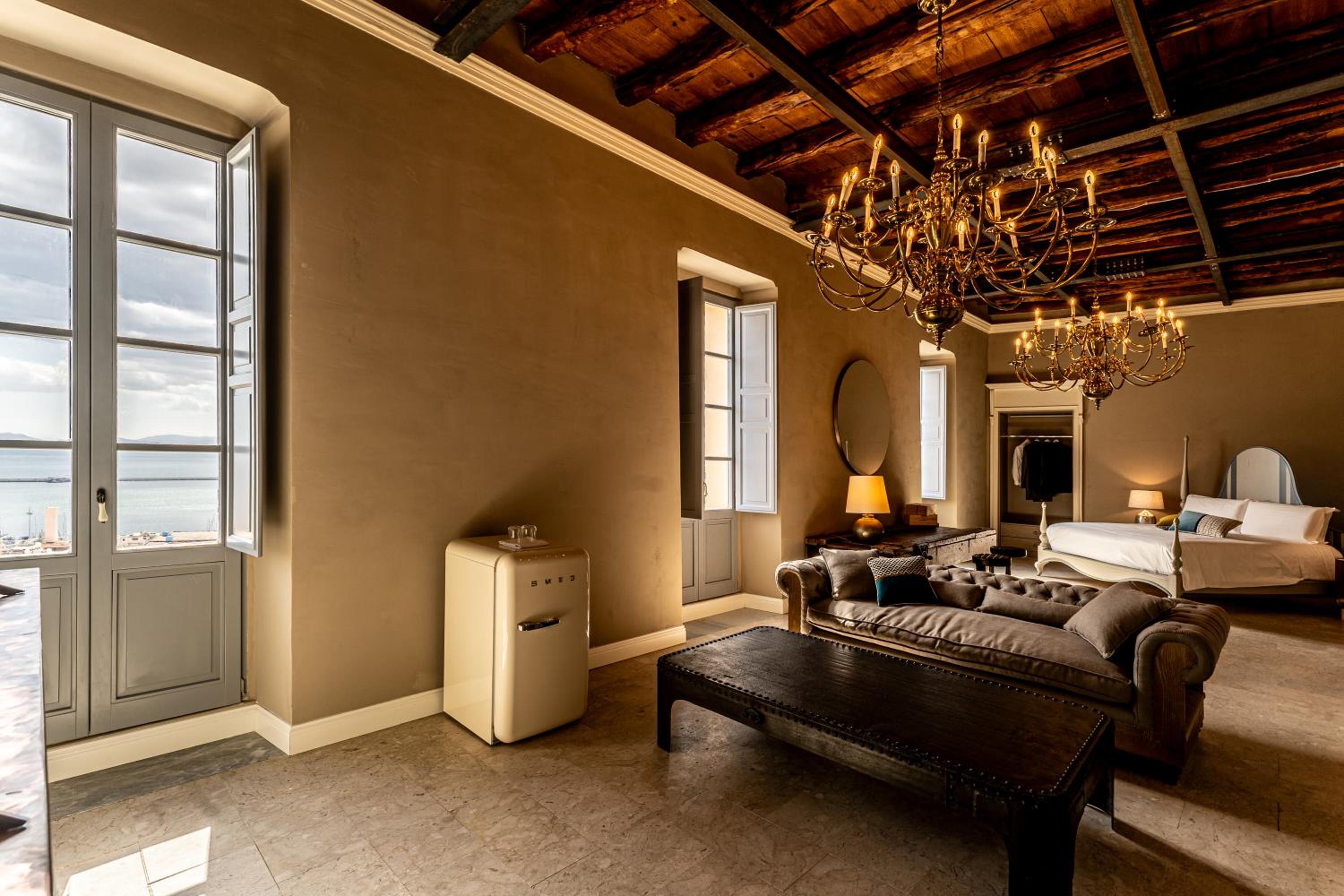 Saint Amand by Palazzo Boyl