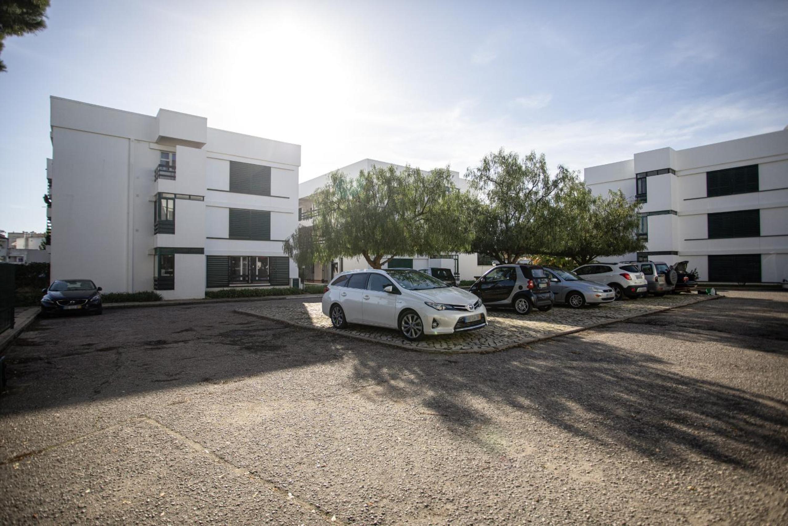 Aldeia do Mar Vilamoura, Pool Terrace, by Hopstays