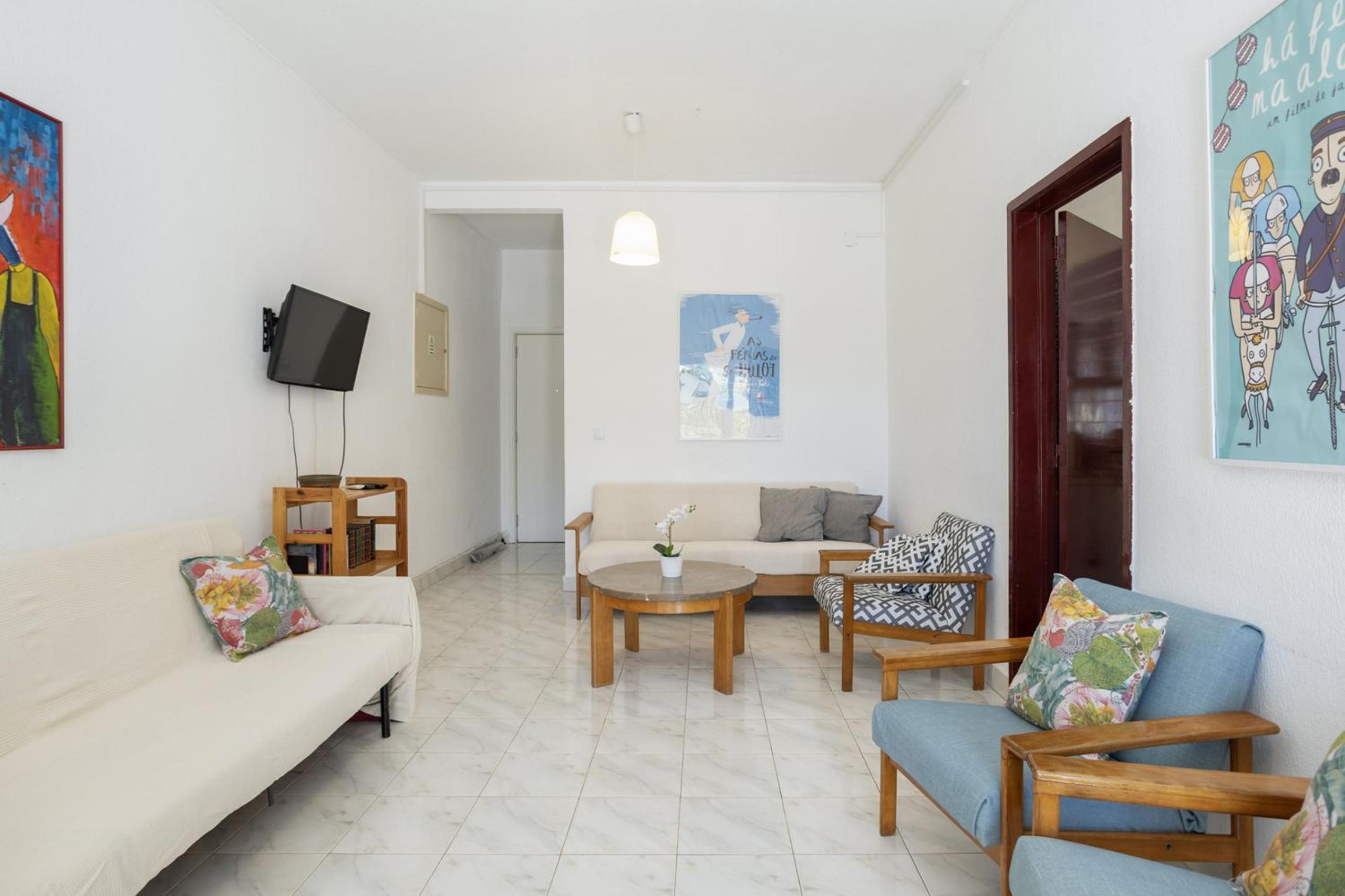 Aldeia do Mar Vilamoura, Pool Terrace, by Hopstays