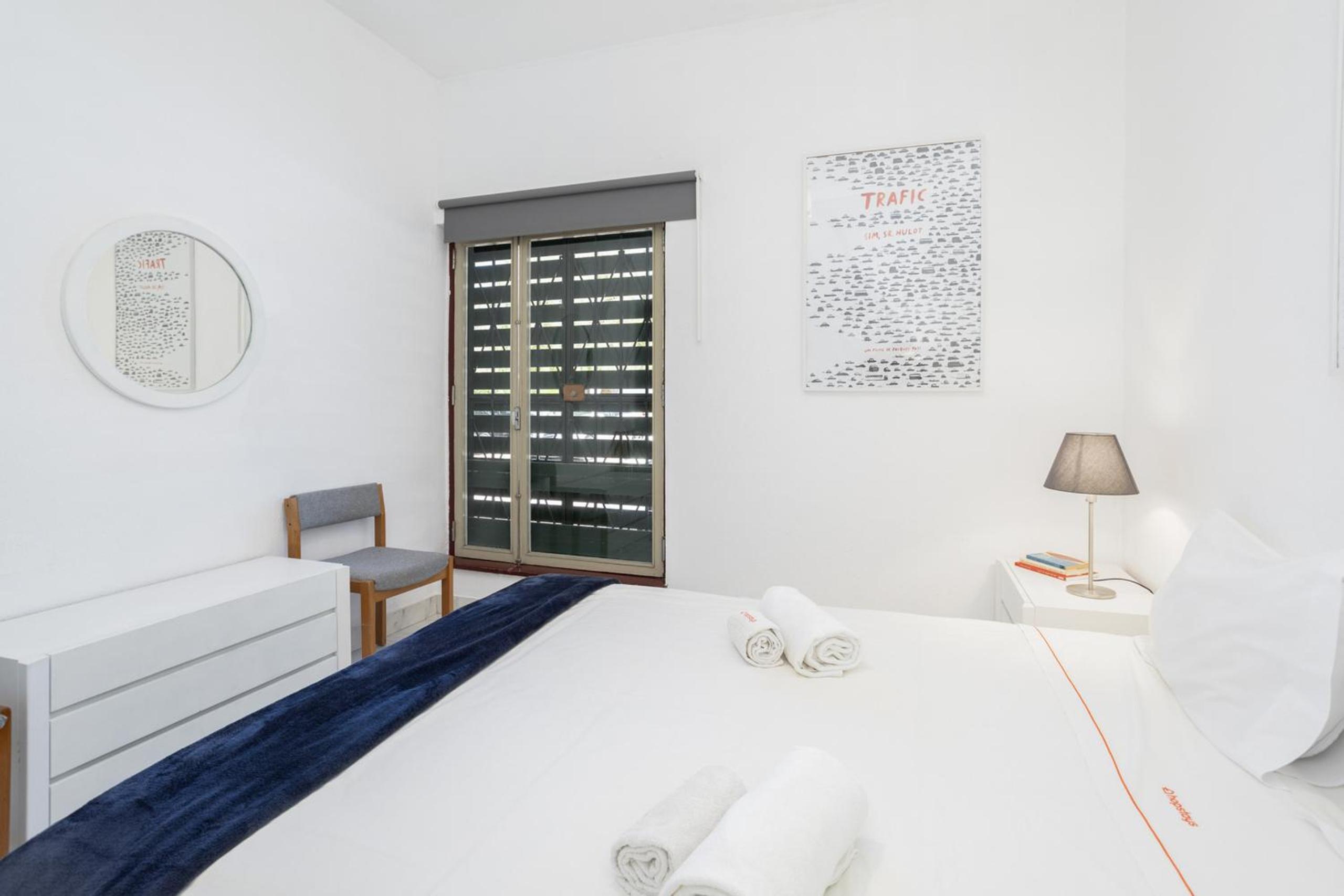 Aldeia do Mar Vilamoura, Pool Terrace, by Hopstays