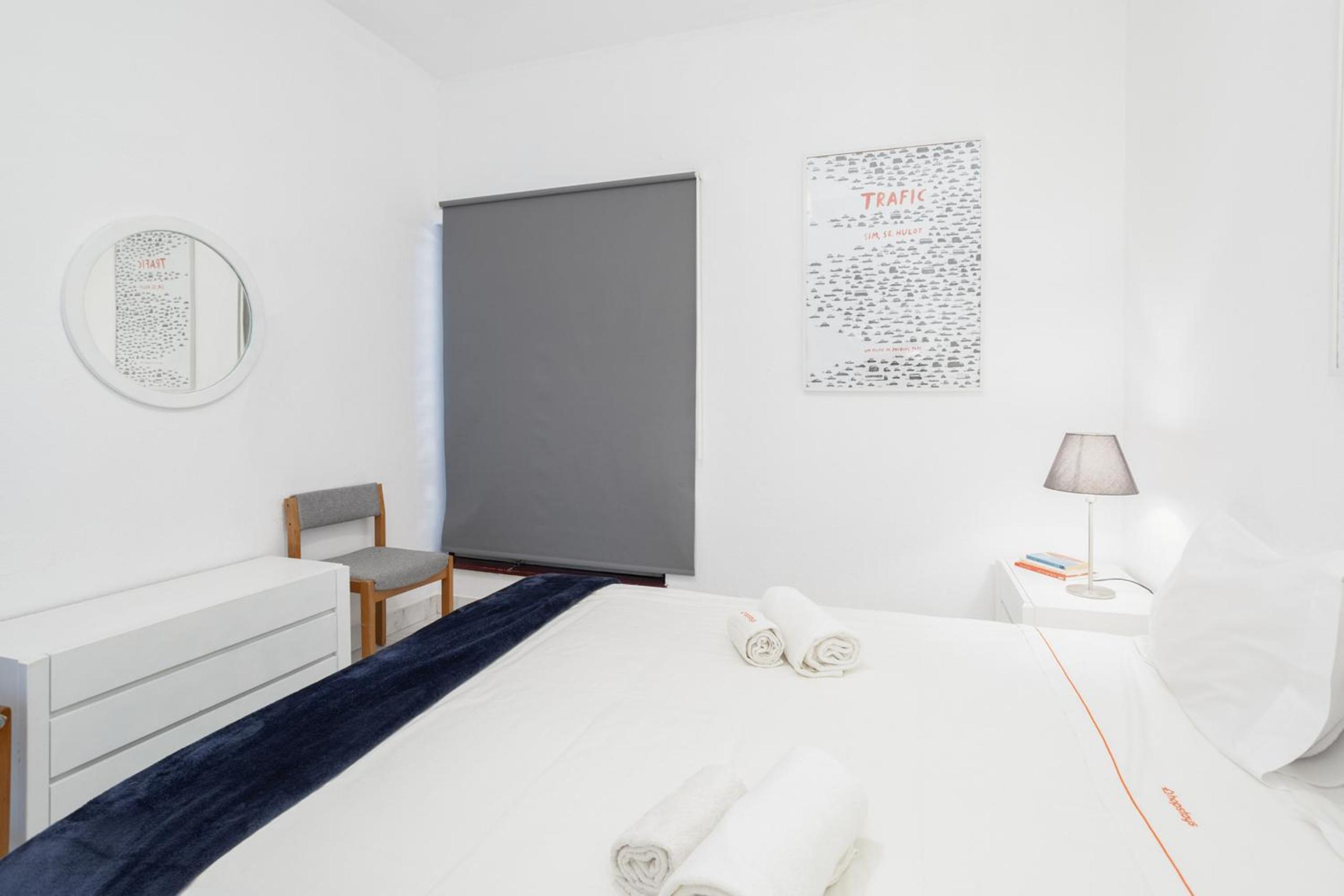 Aldeia do Mar Vilamoura, Pool Terrace, by Hopstays