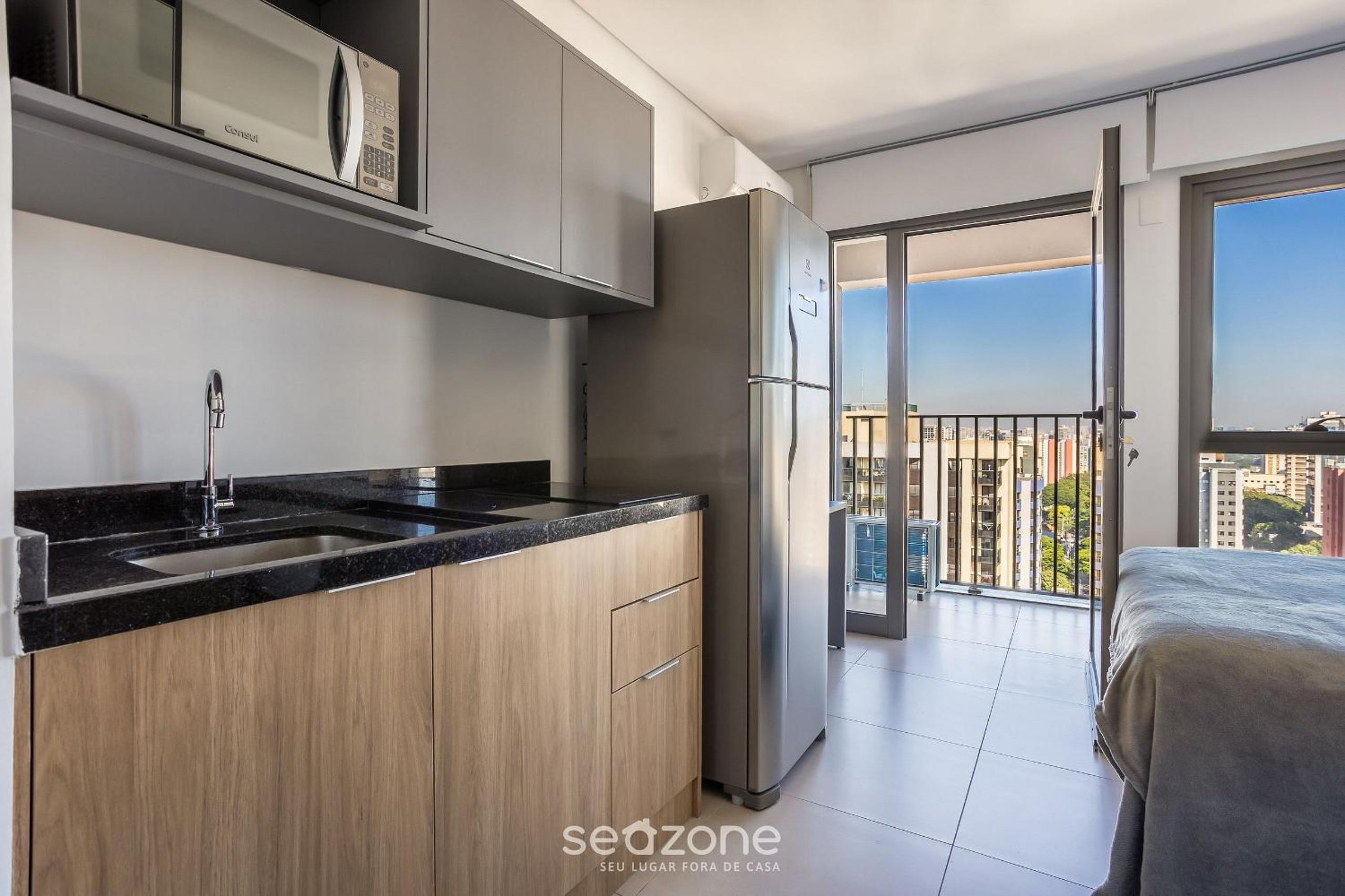 Studio w/ balcony and 290m from the subway OLN1702