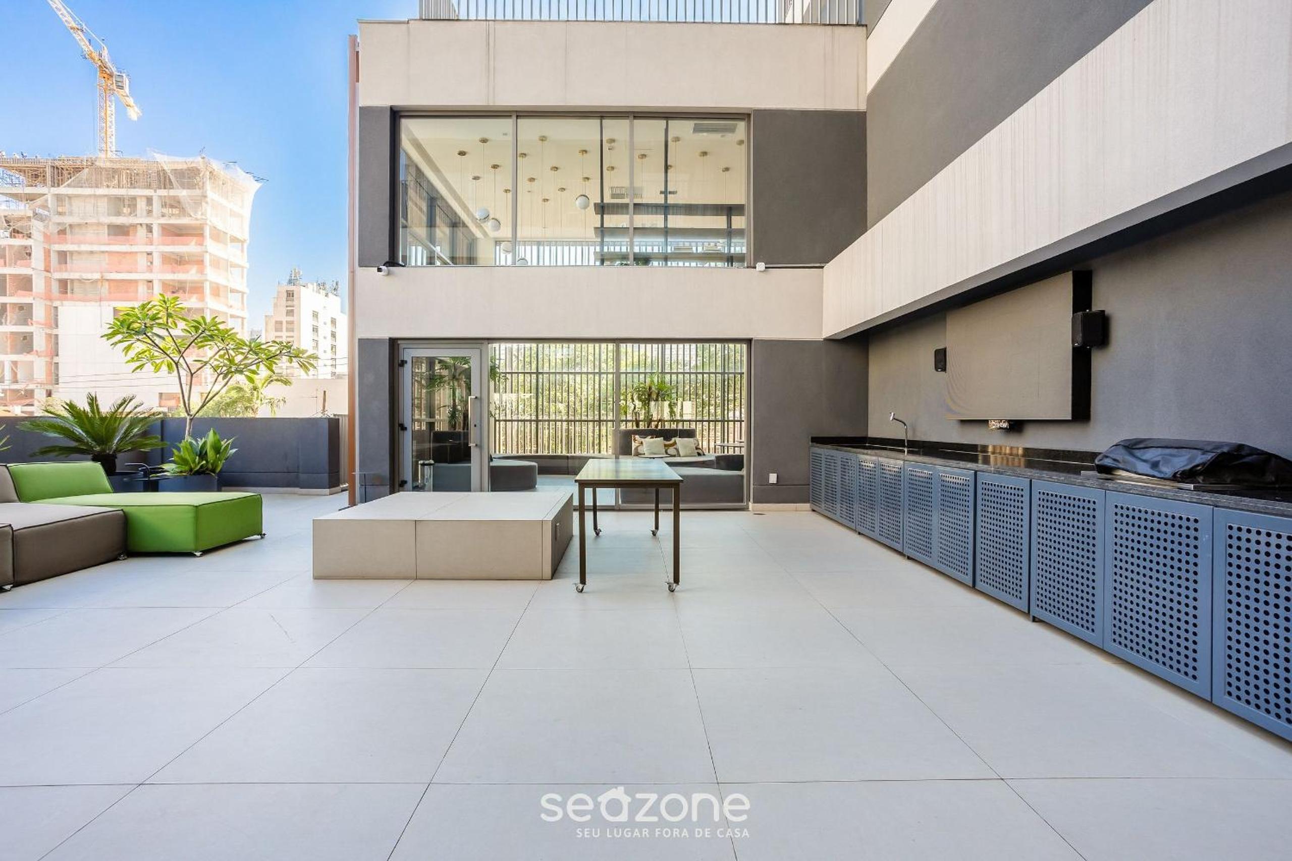 Studio w/ balcony and 290m from the subway OLN1702