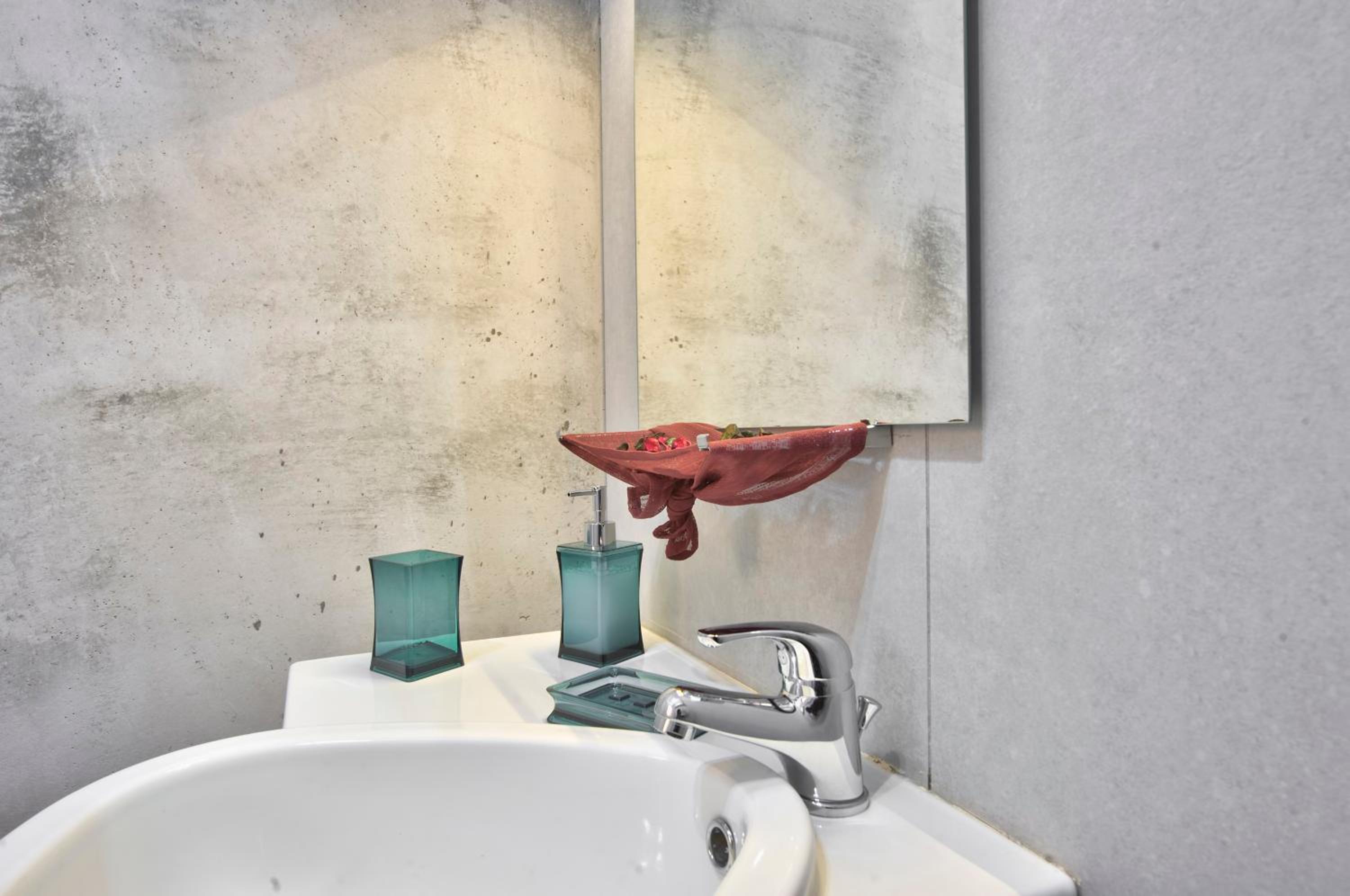 Central Suites photo 4